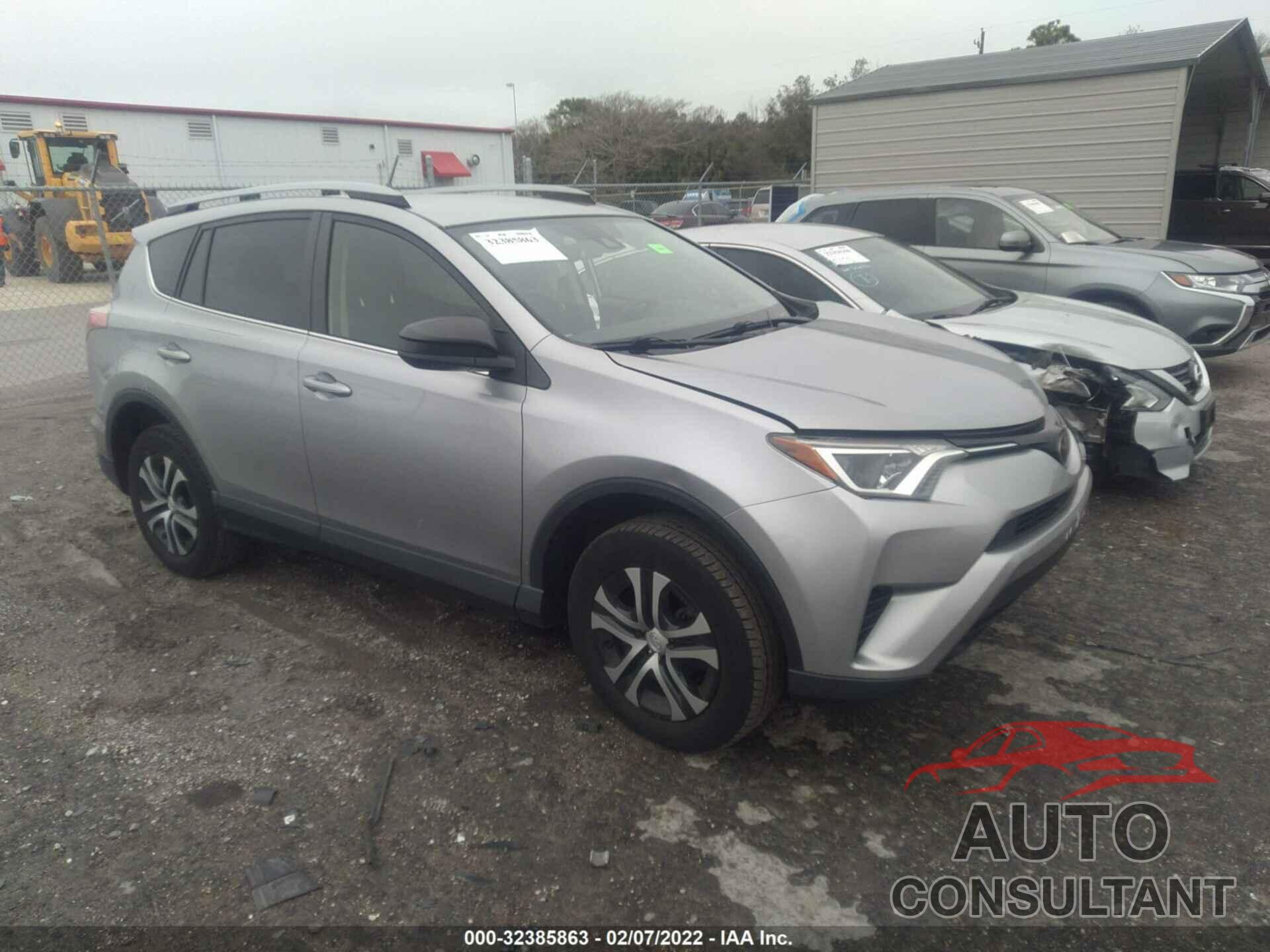 TOYOTA RAV4 2018 - JTMBFREV5JJ223744
