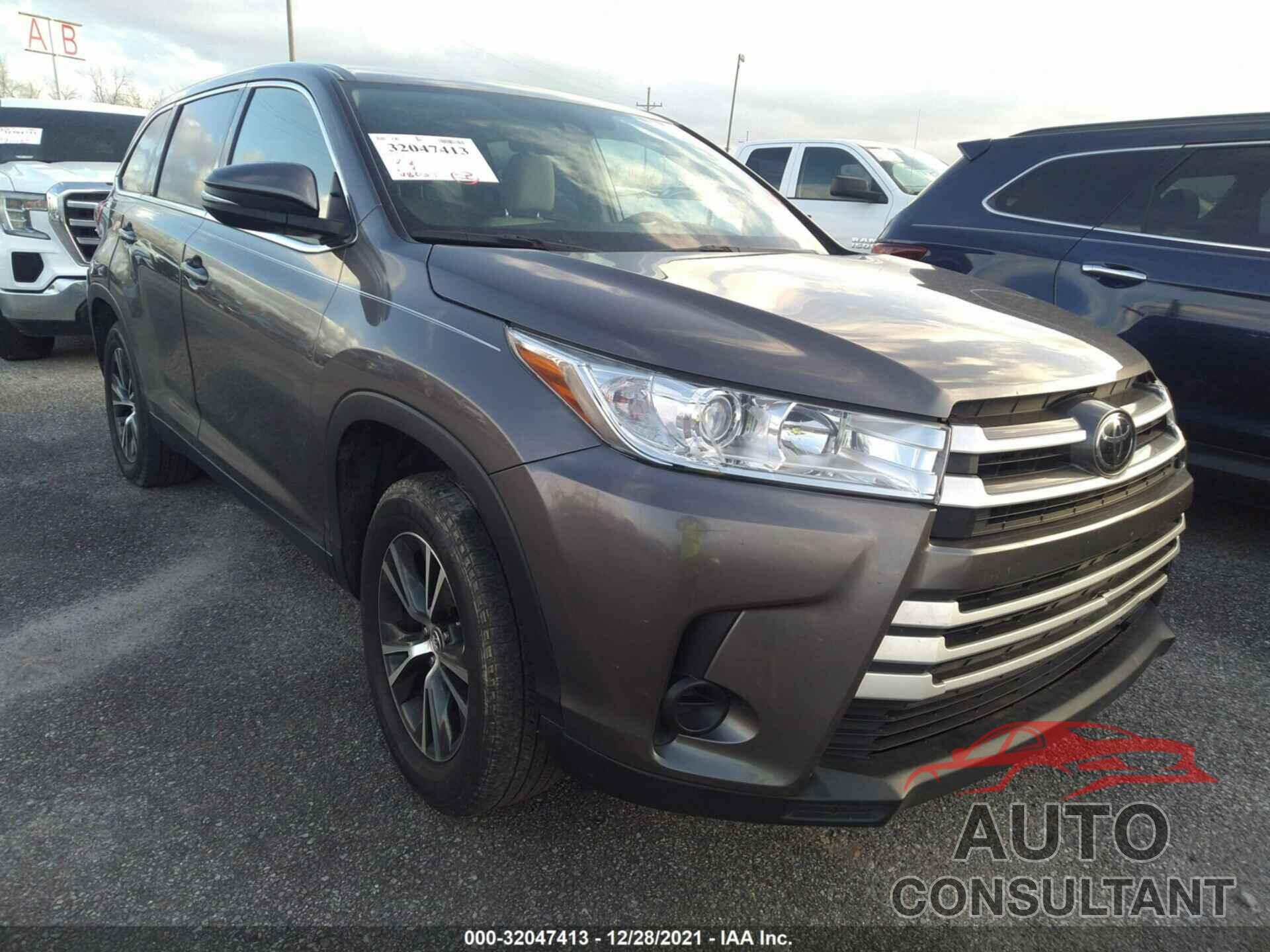 TOYOTA HIGHLANDER 2019 - 5TDZARFH1KS043378