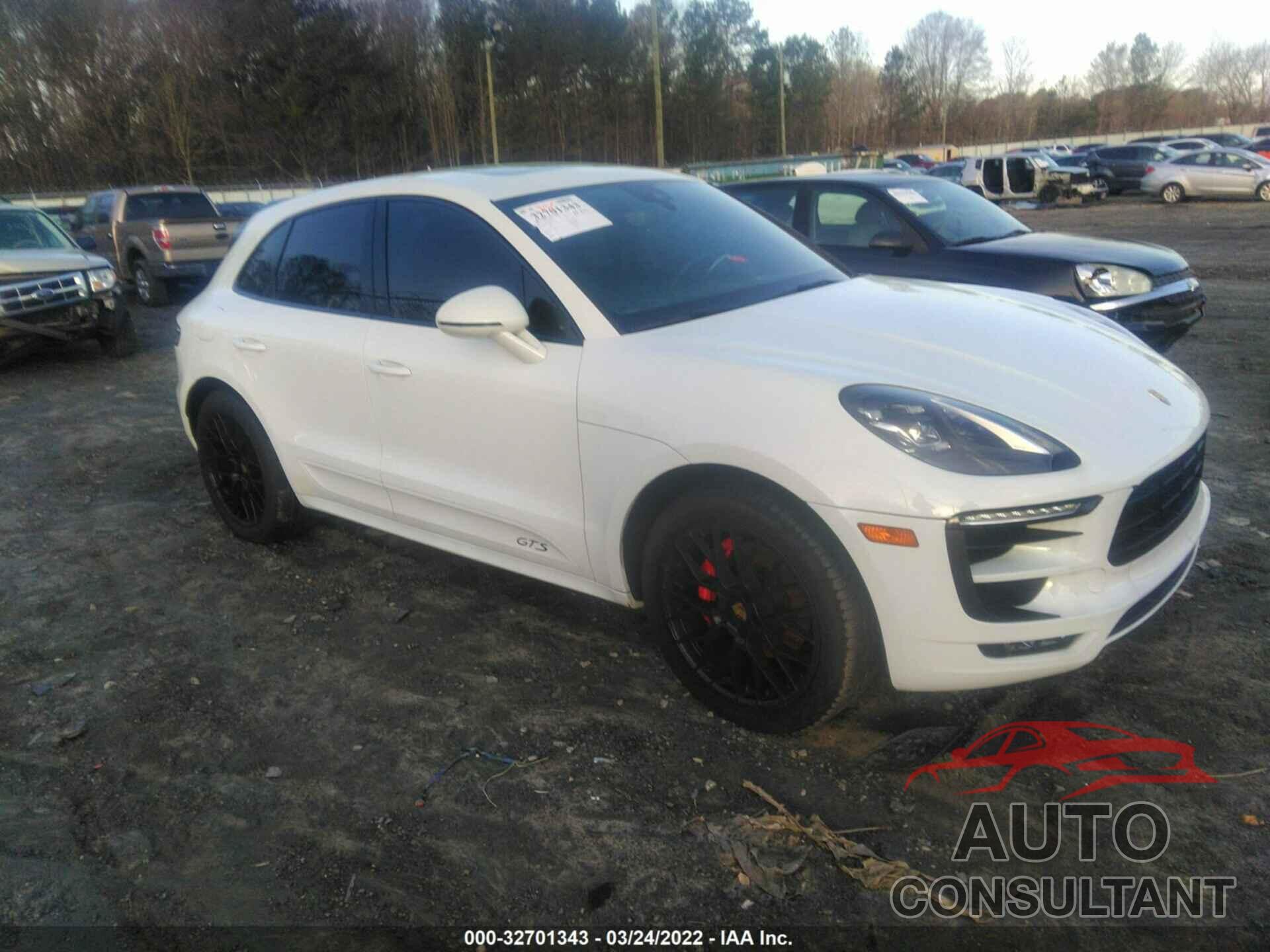 PORSCHE MACAN 2018 - WP1AG2A5XJLB60598