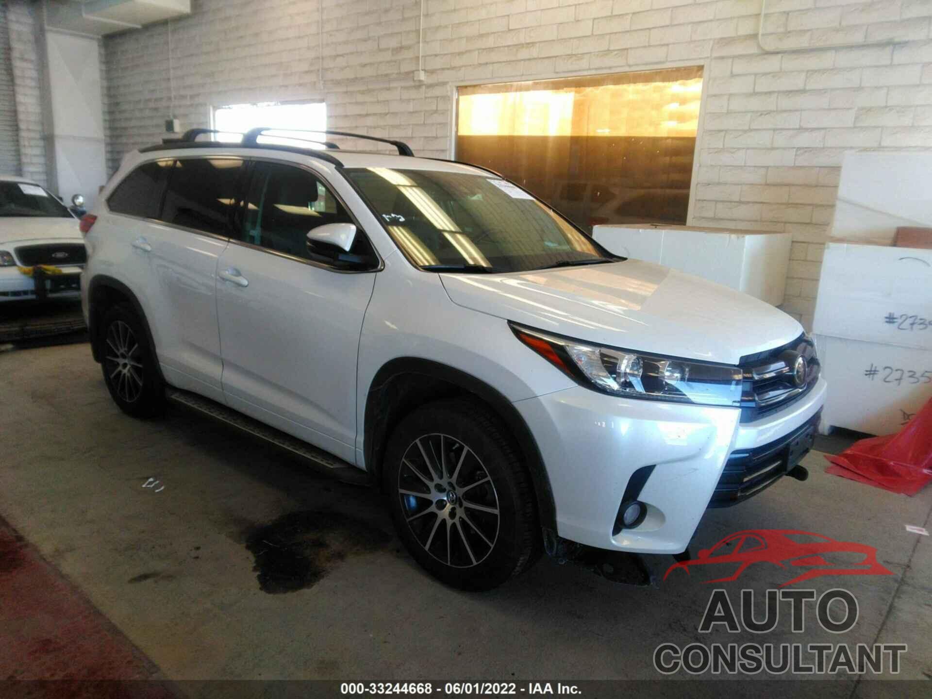 TOYOTA HIGHLANDER 2017 - 5TDJZRFH7HS360757