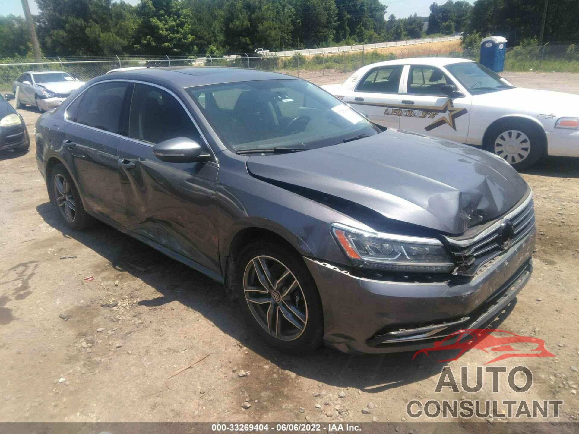 VOLKSWAGEN PASSAT 2018 - 1VWBA7A31JC049745