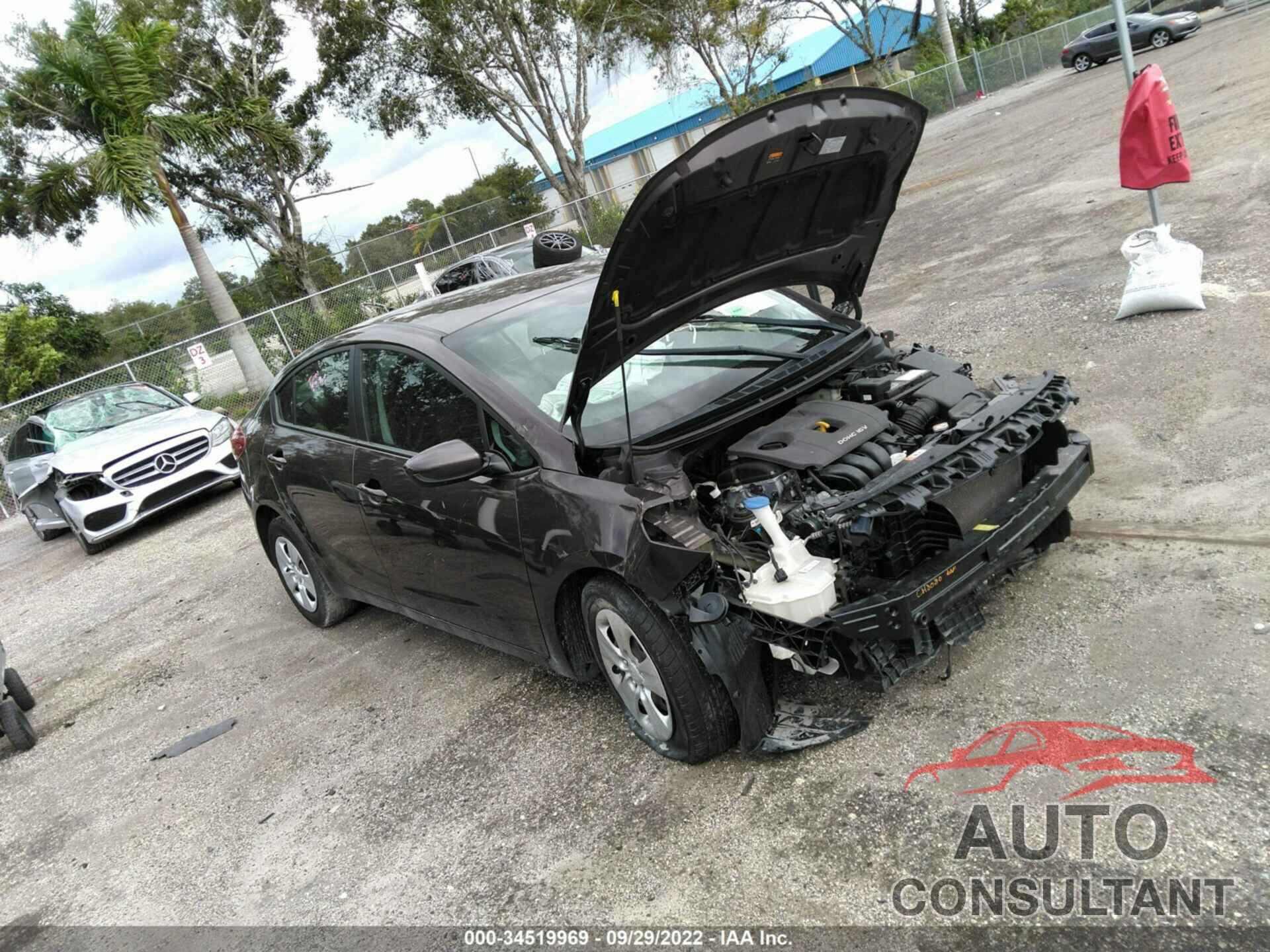 KIA FORTE 2017 - 3KPFK4A78HE017736