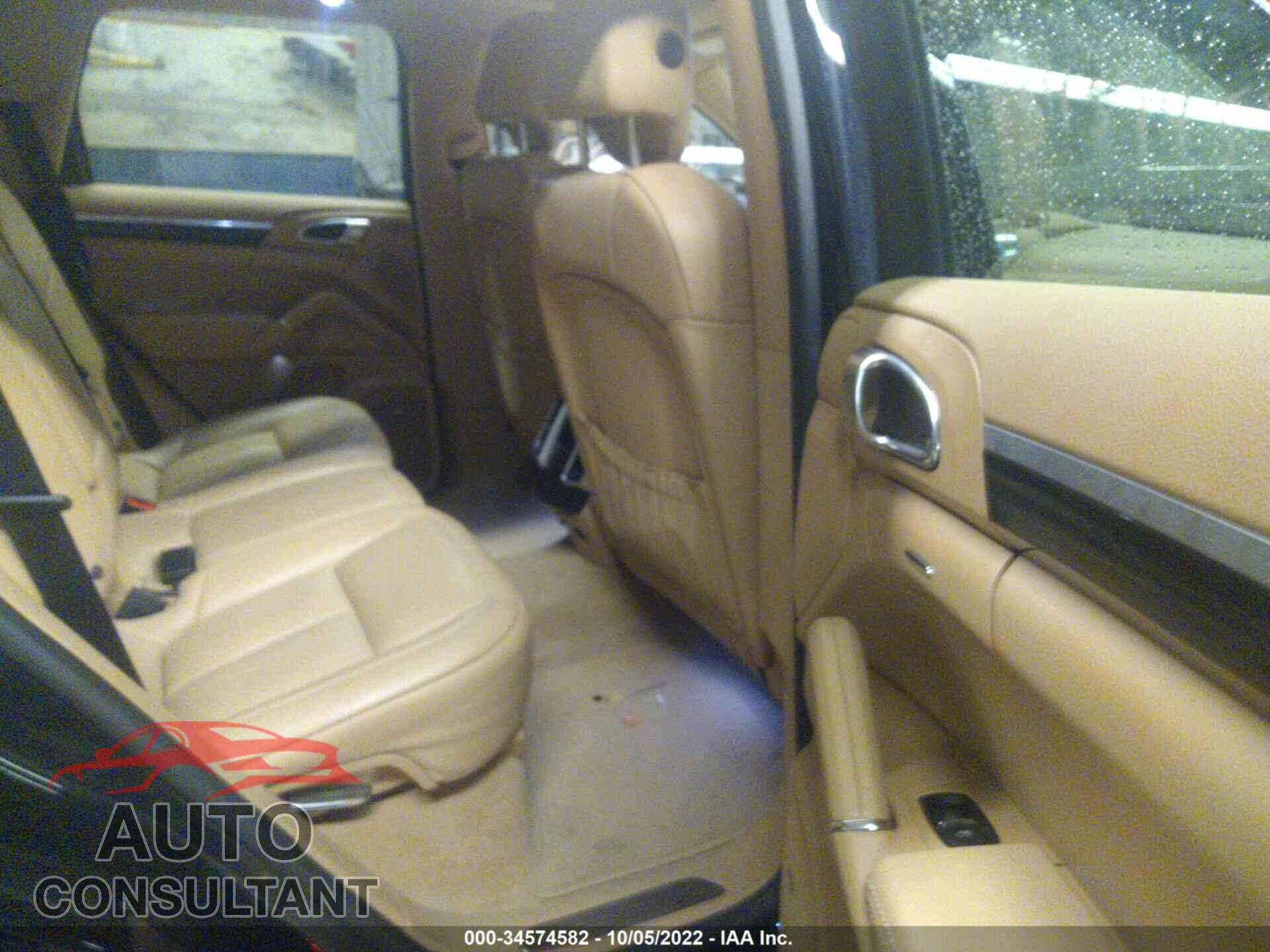 PORSCHE CAYENNE 2017 - WP1AA2A28HKA86864