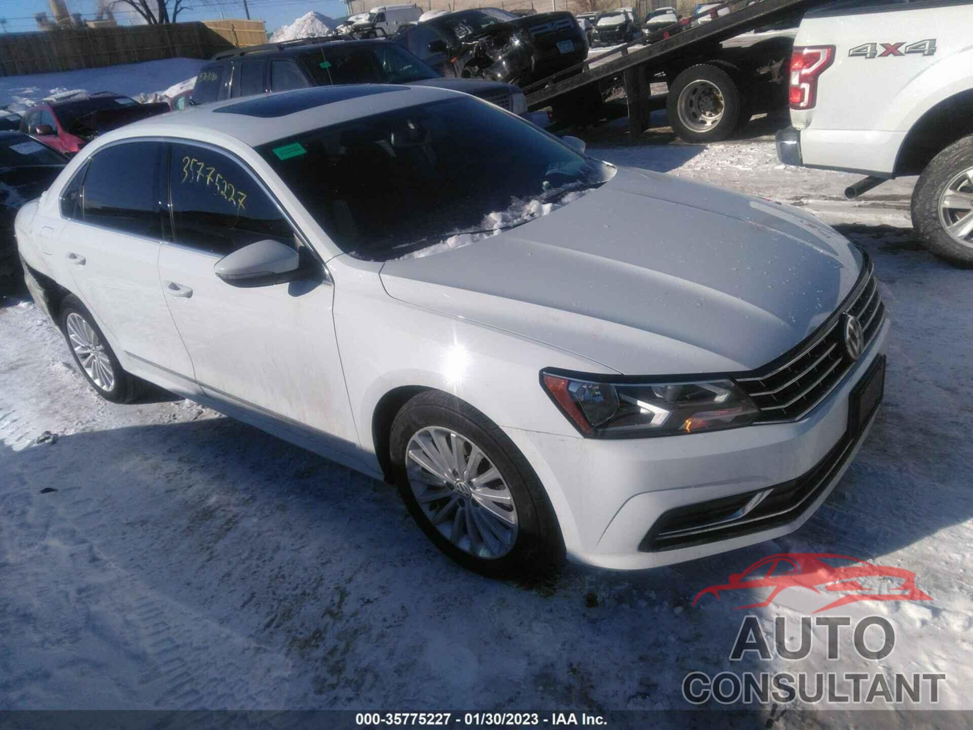 VOLKSWAGEN PASSAT 2017 - 1VWBT7A3XHC013735