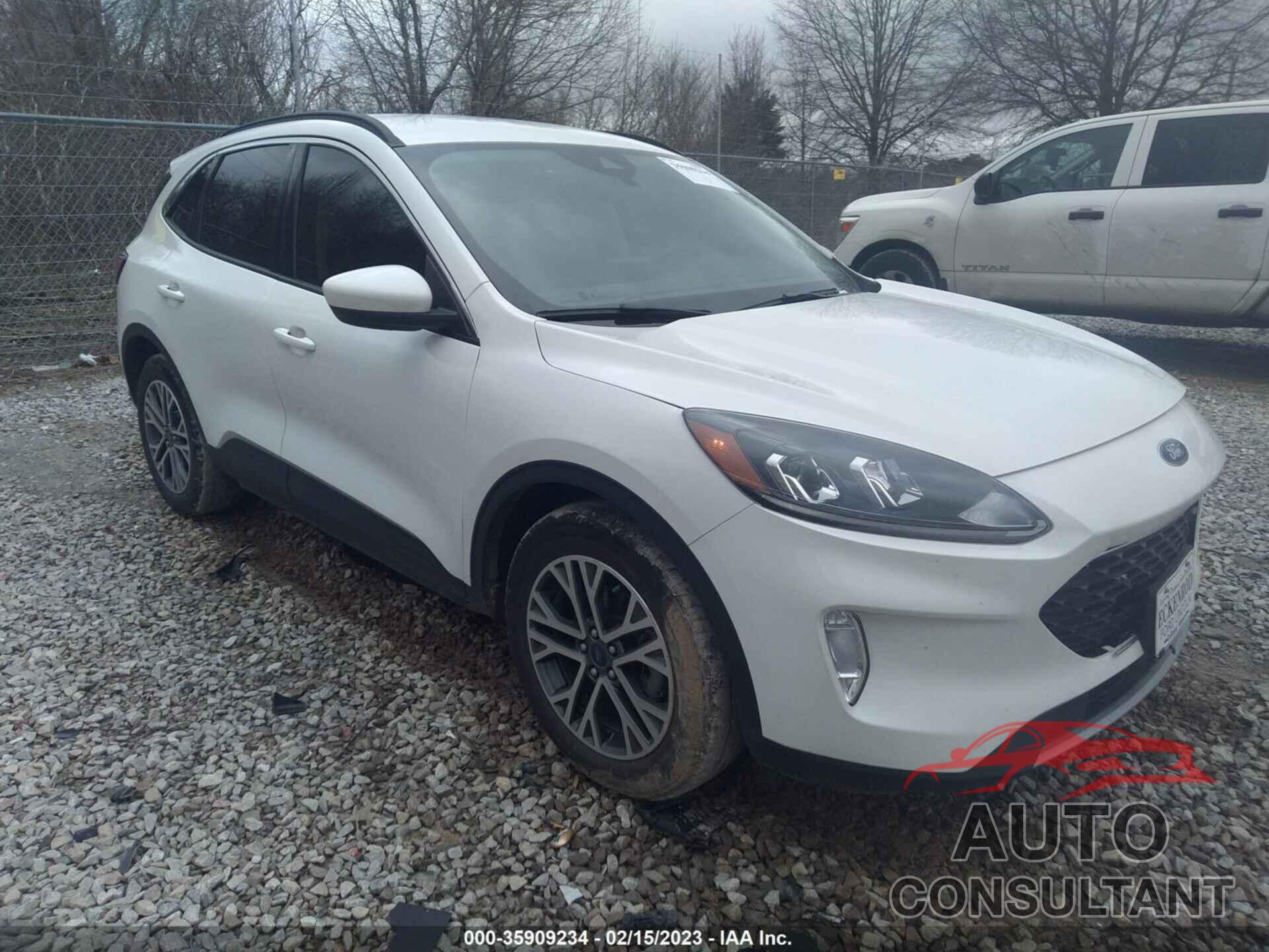 FORD ESCAPE 2021 - 1FMCU0H65MUB27279