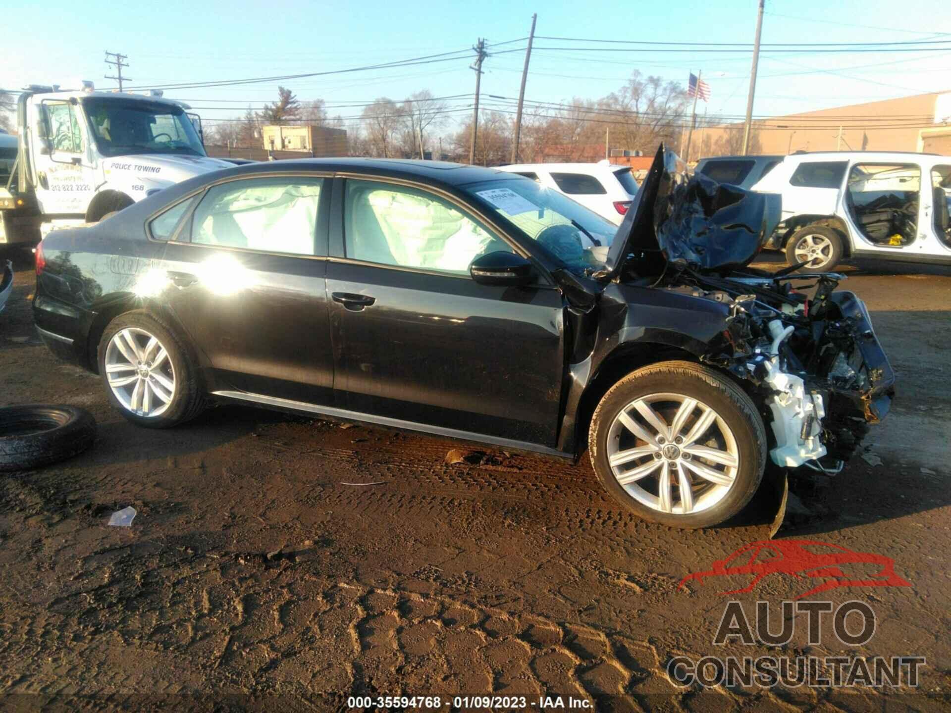 VOLKSWAGEN PASSAT 2019 - 1VWLA7A33KC008118