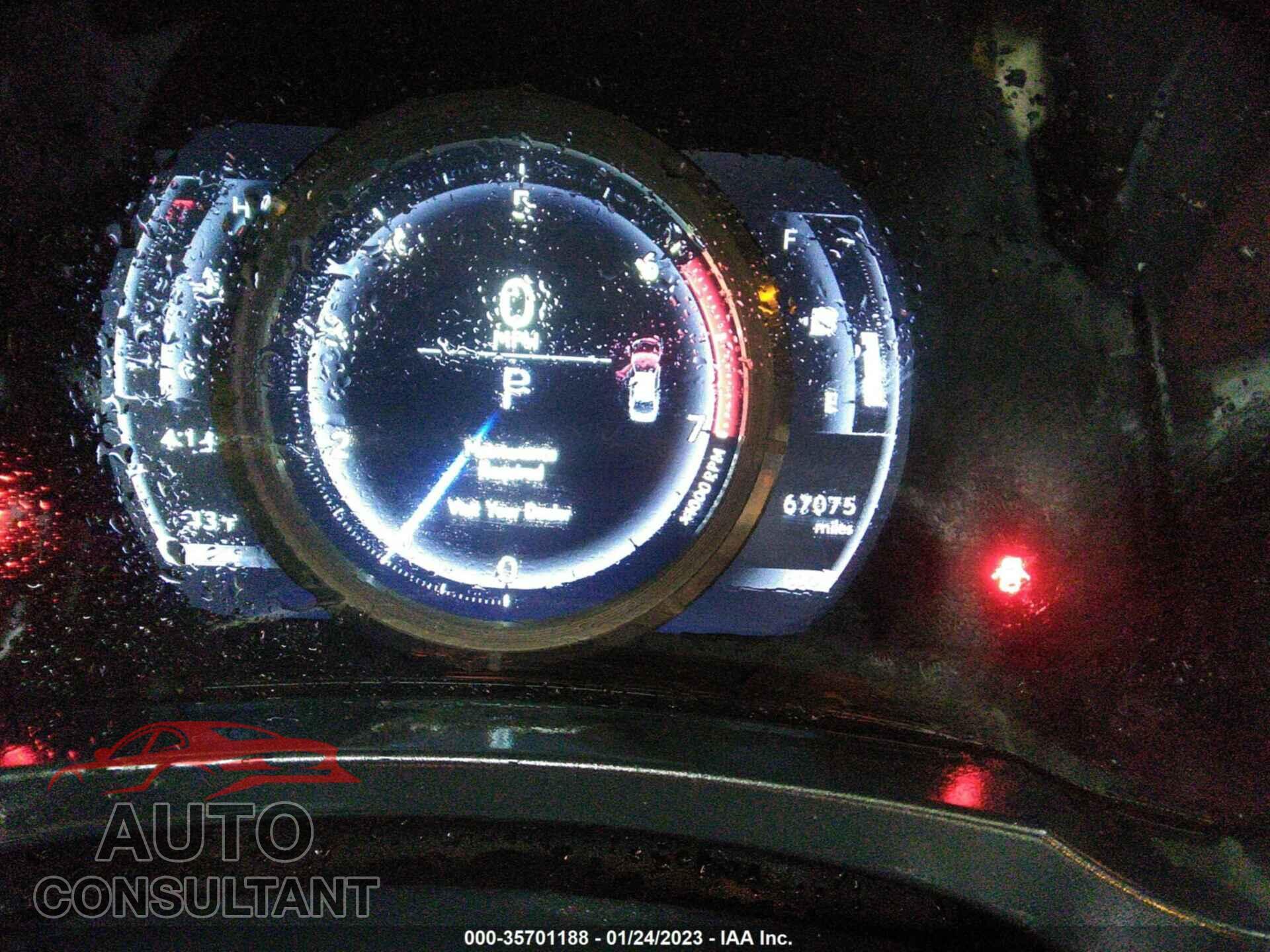 LEXUS IS 2017 - JTHBA1D2XH5046293