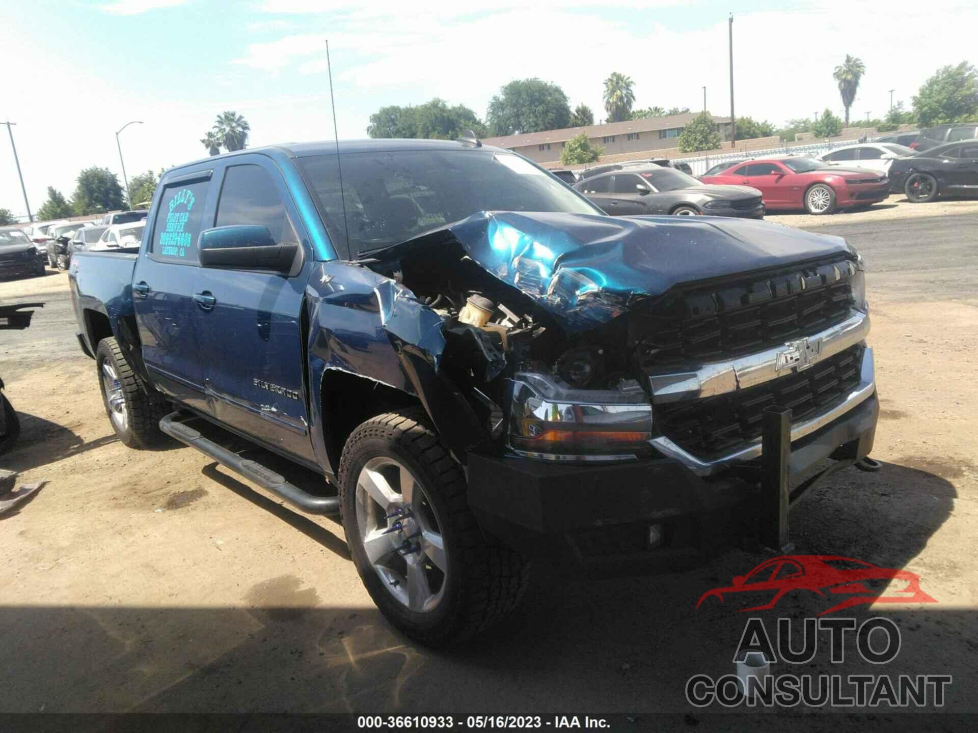 CHEVROLET SILVERADO 1500 2018 - 3GCUKREC5JG370621