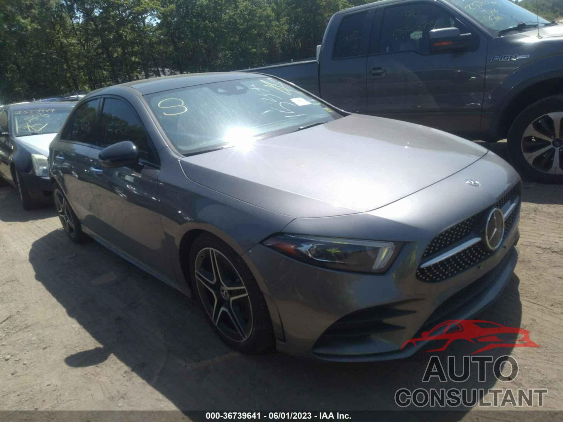 MERCEDES-BENZ A 220 2019 - WDD3G4FB9KW005633
