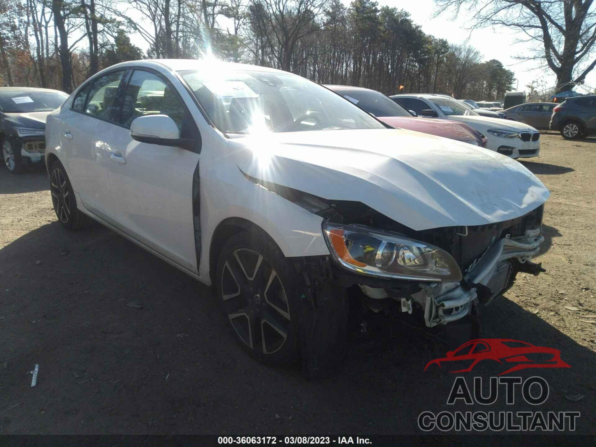 VOLVO S60 2018 - YV126MFL5J2456656