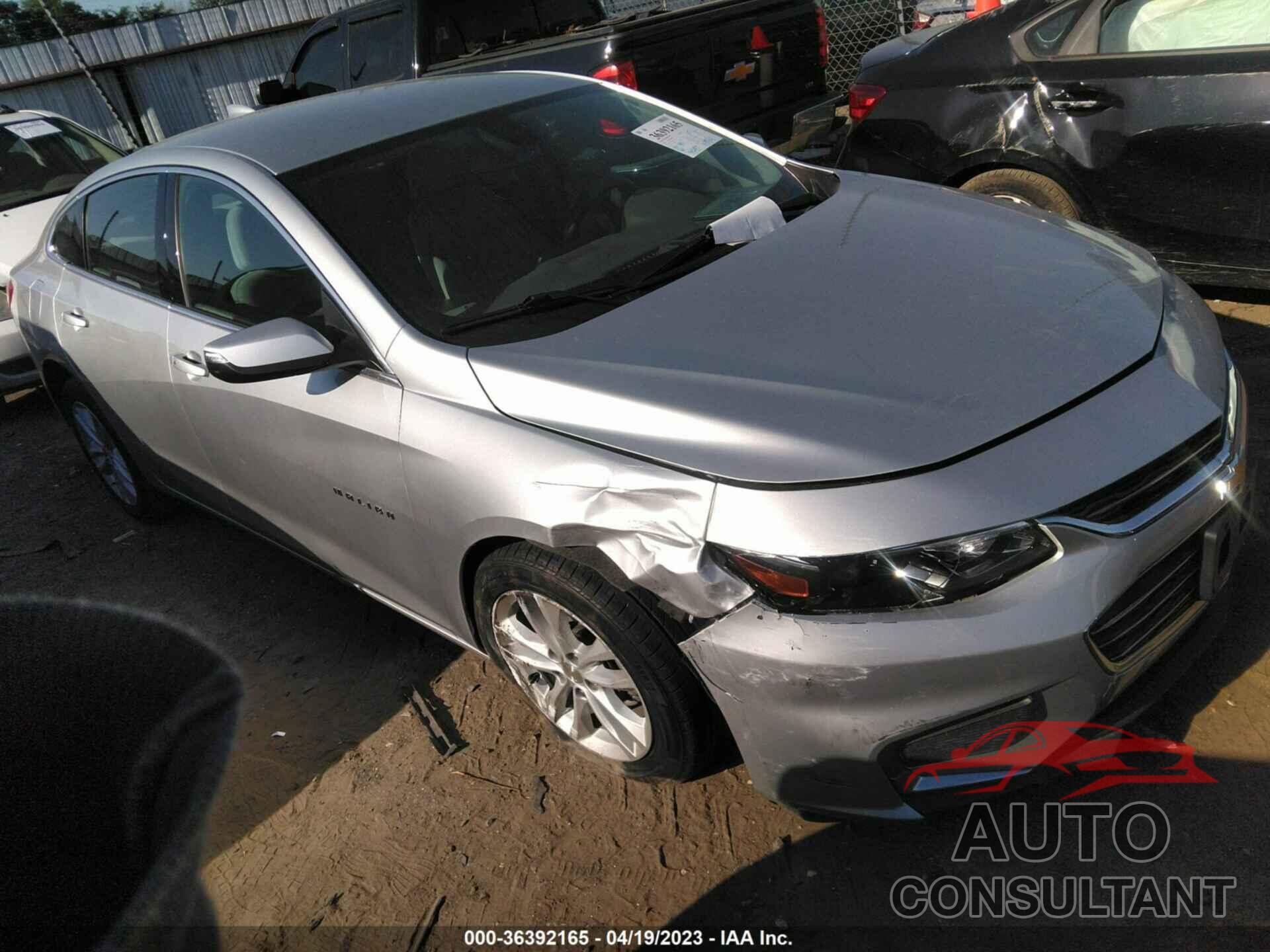 CHEVROLET MALIBU 2018 - 1G1ZD5ST0JF156658