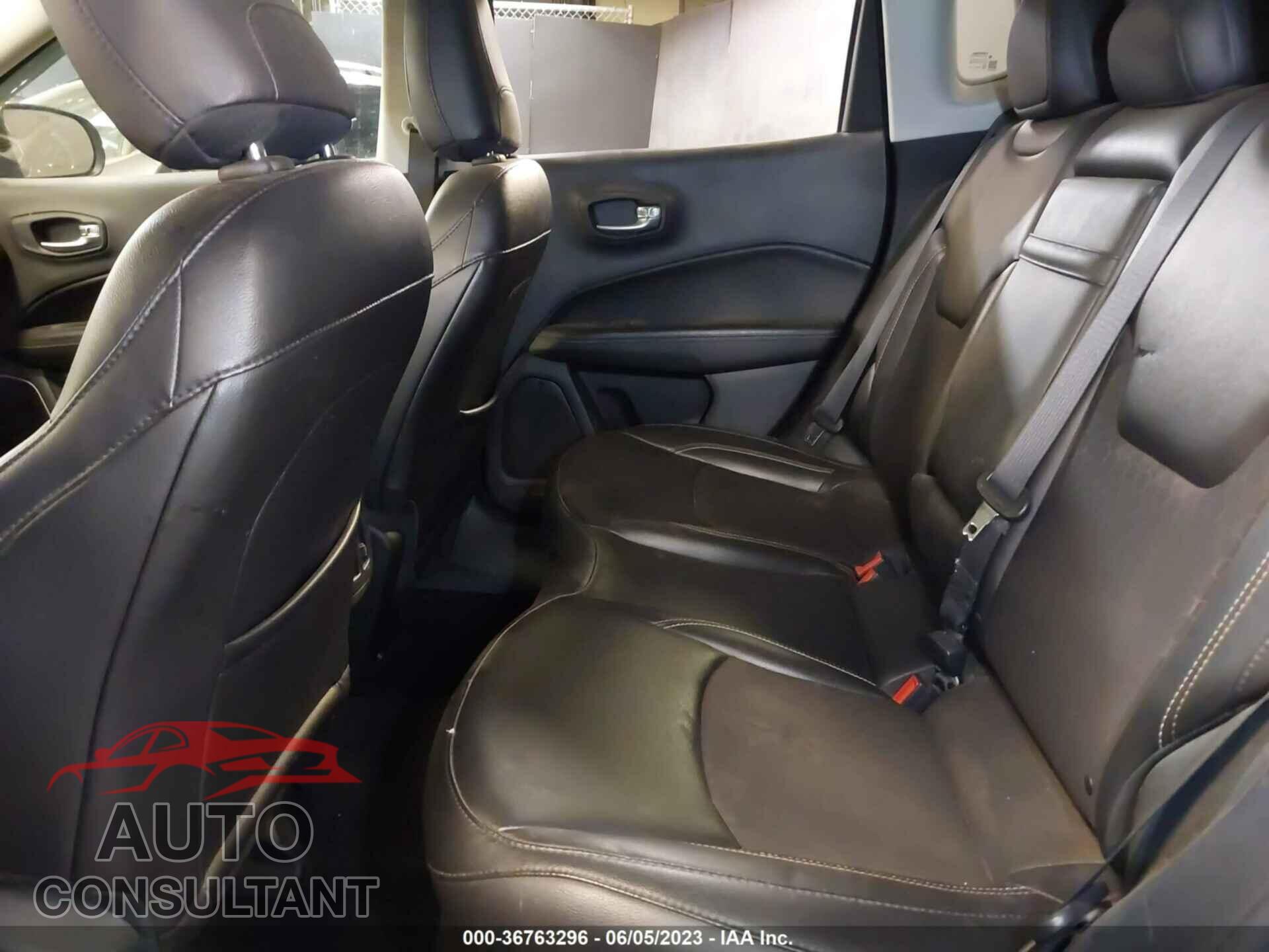 JEEP COMPASS 2019 - 3C4NJDBB5KT703902