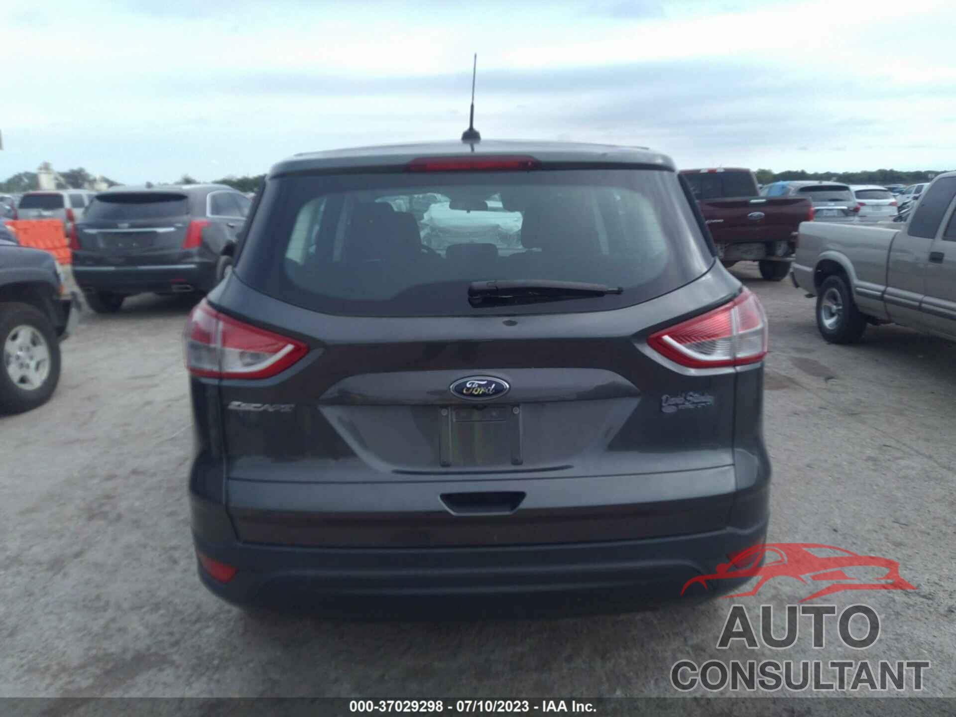 FORD ESCAPE 2016 - 1FMCU0F70GUC25913