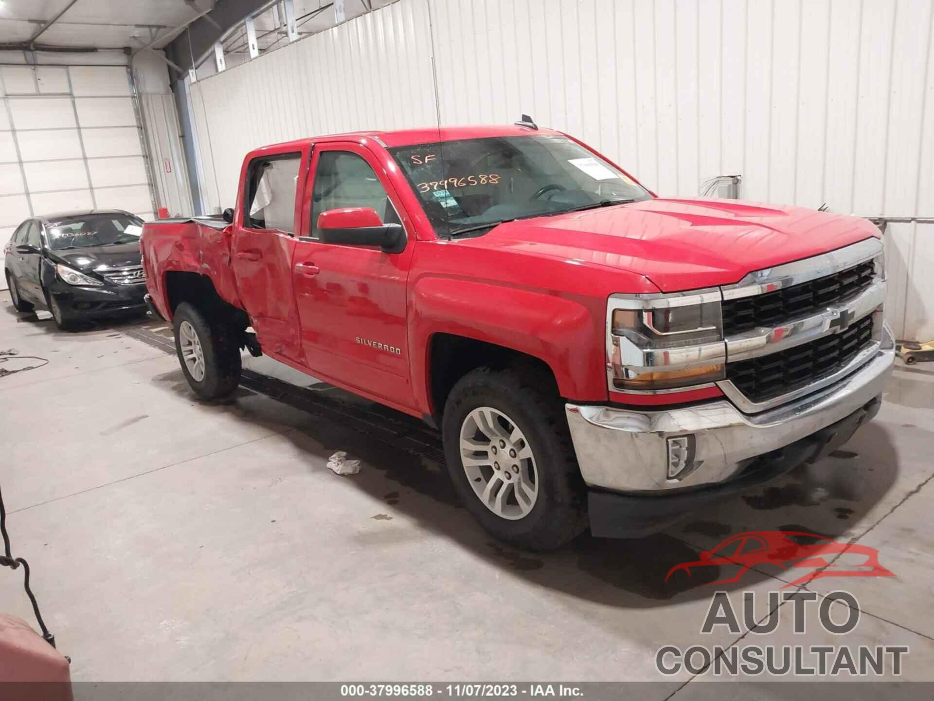 CHEVROLET SILVERADO 1500 2017 - 3GCUKREC8HG513135