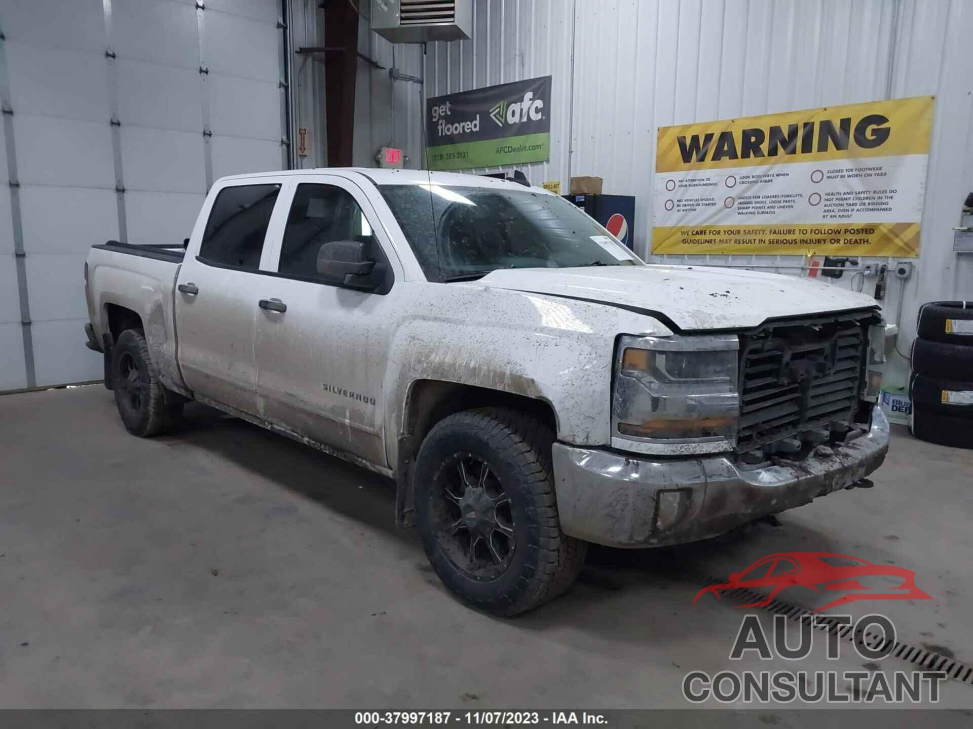 CHEVROLET SILVERADO 1500 2018 - 3GCUKRECXJG150357