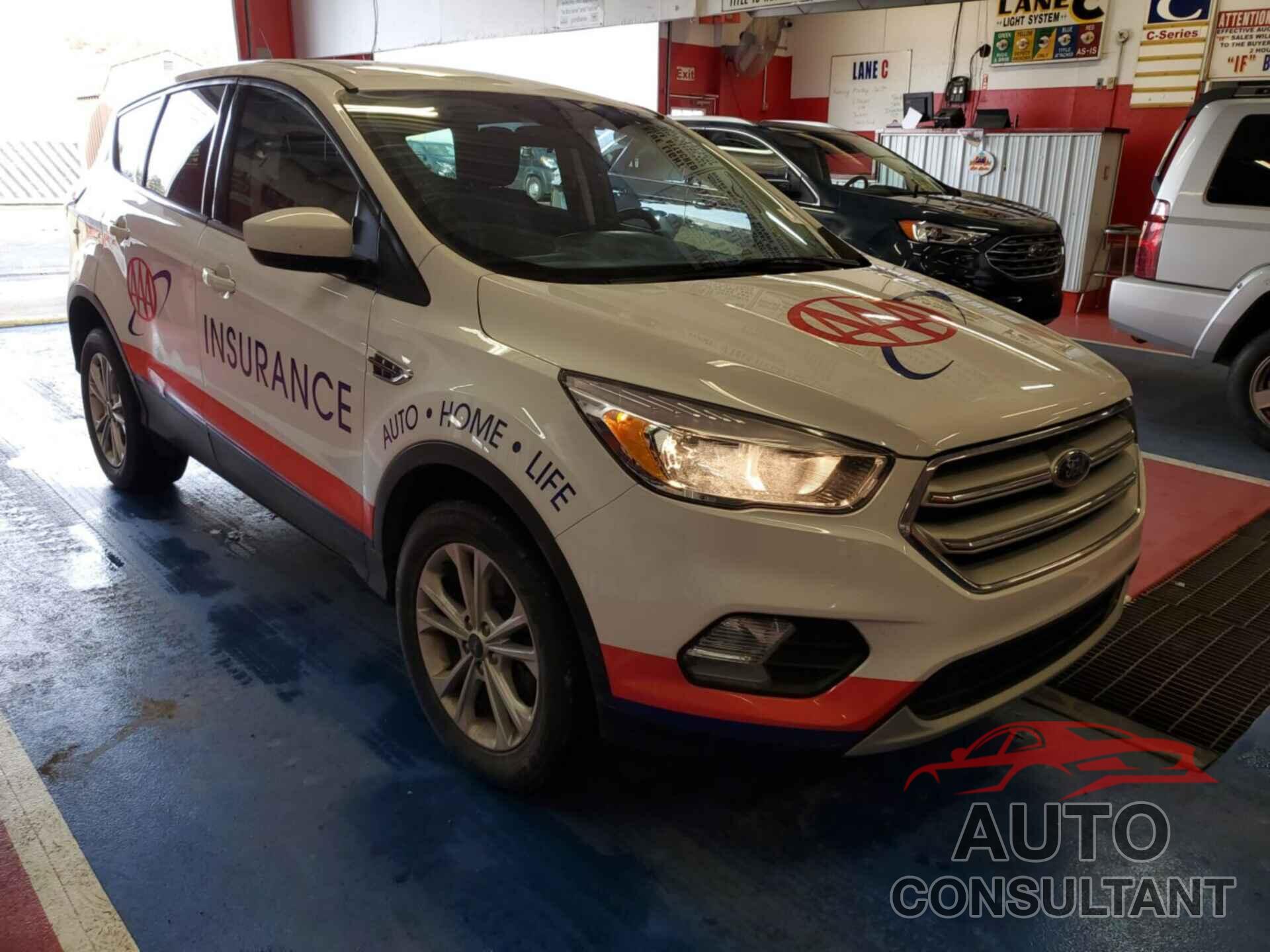 FORD ESCAPE 2019 - 1FMCU9GD7KUB68854