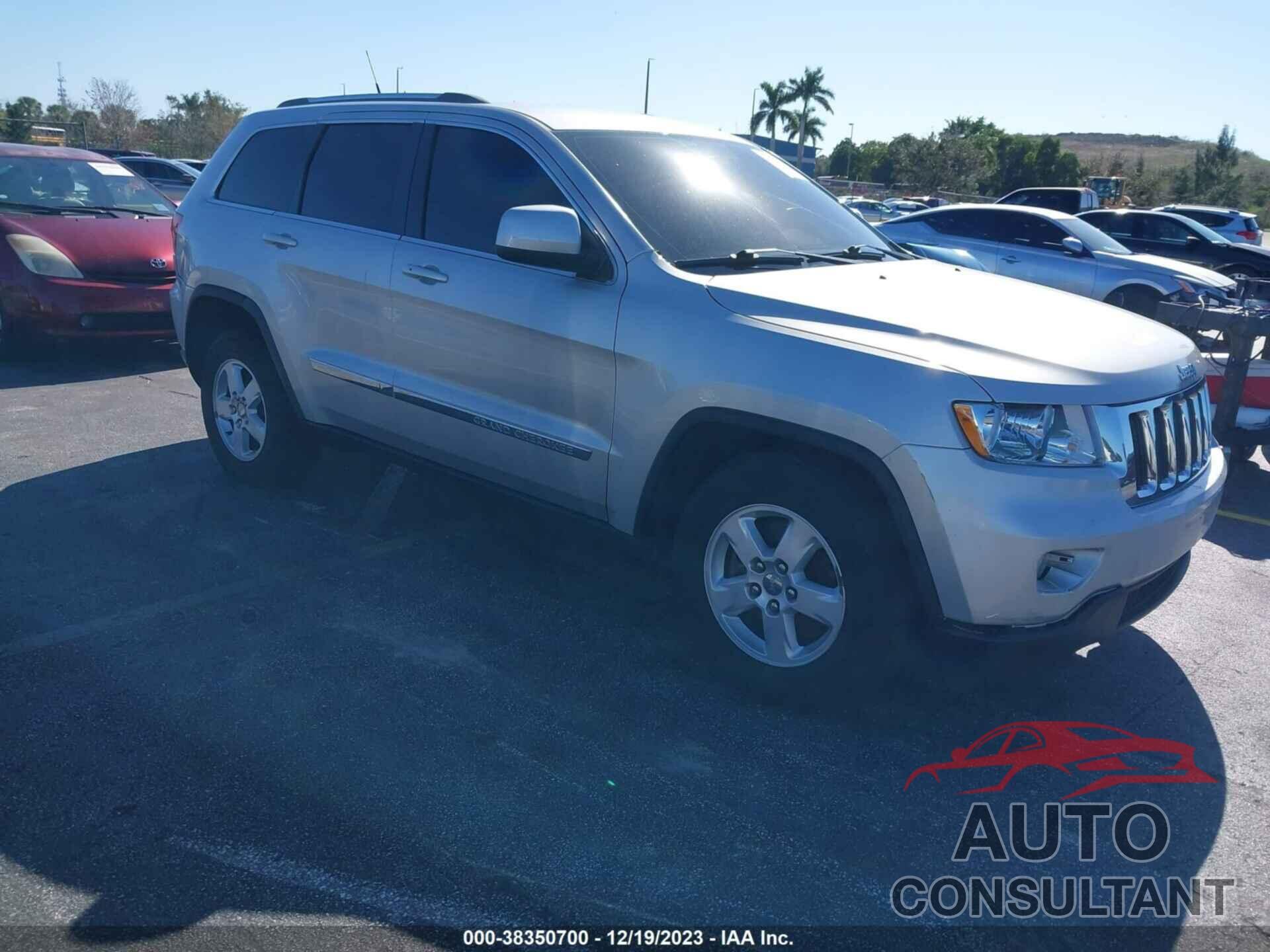 JEEP GRAND CHEROKEE 2011 - 1J4RR4GGXBC508625