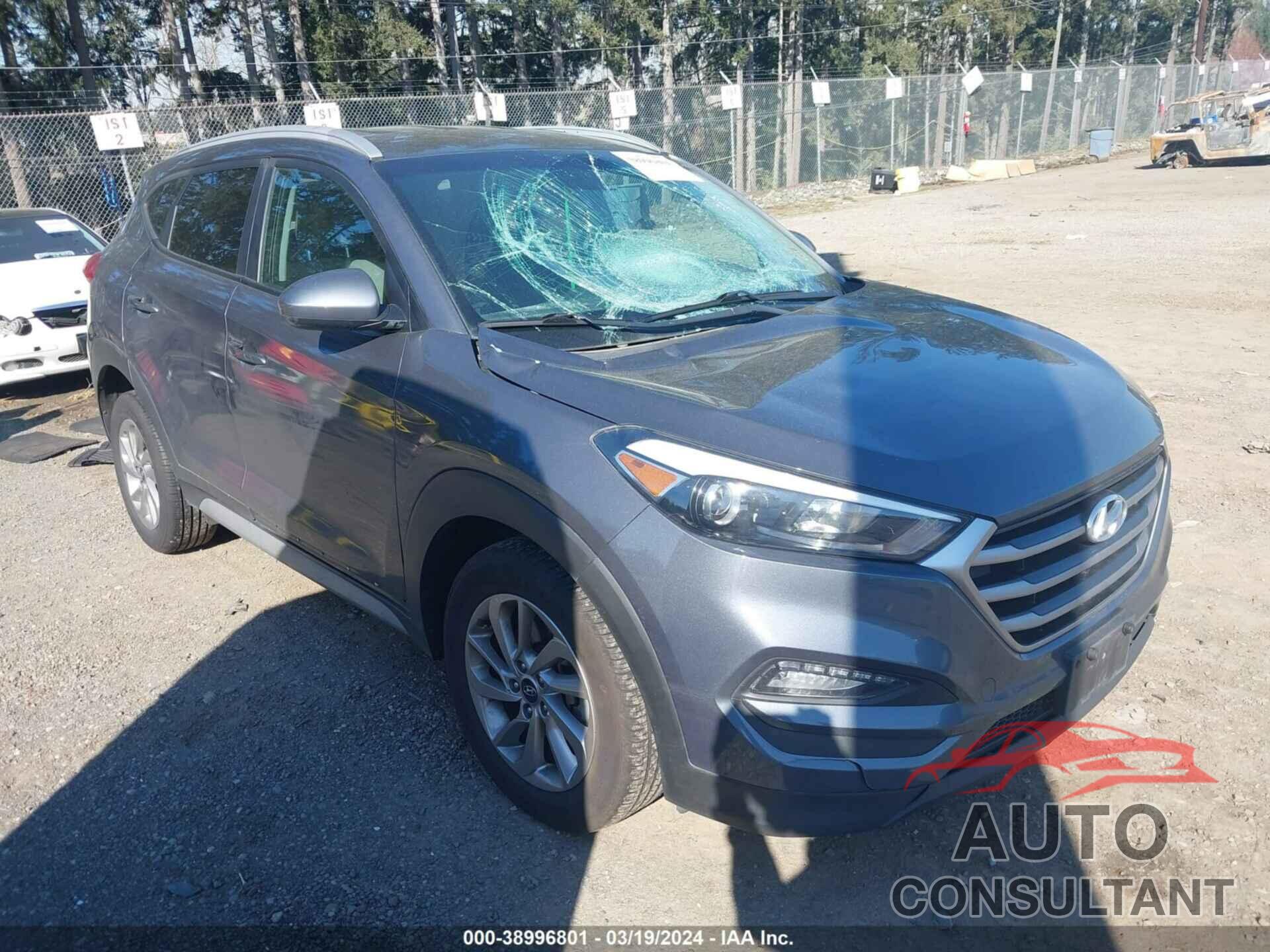 HYUNDAI TUCSON 2018 - KM8J33A40JU726512