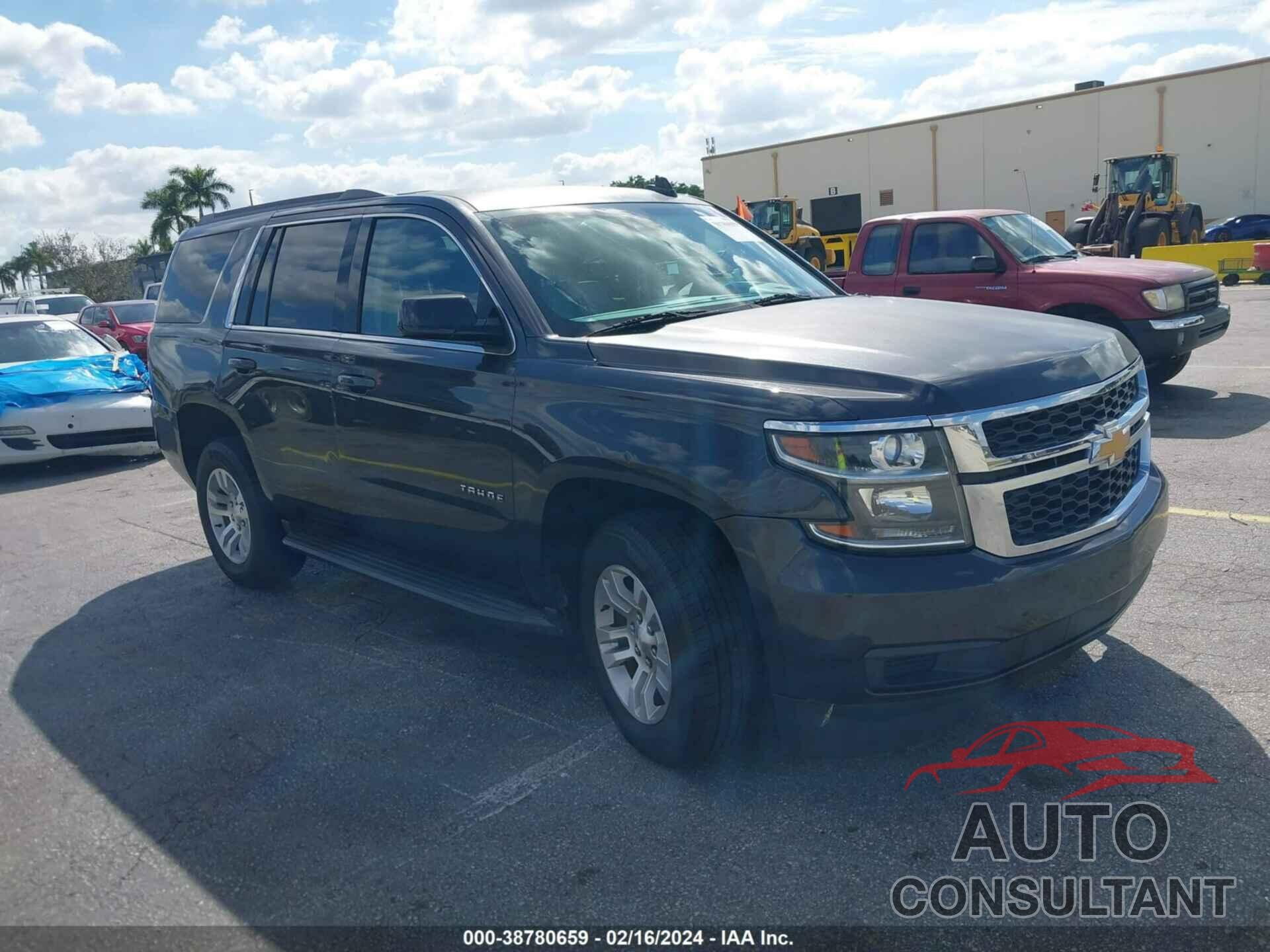 CHEVROLET TAHOE 2017 - 1GNSCBKC7HR233570