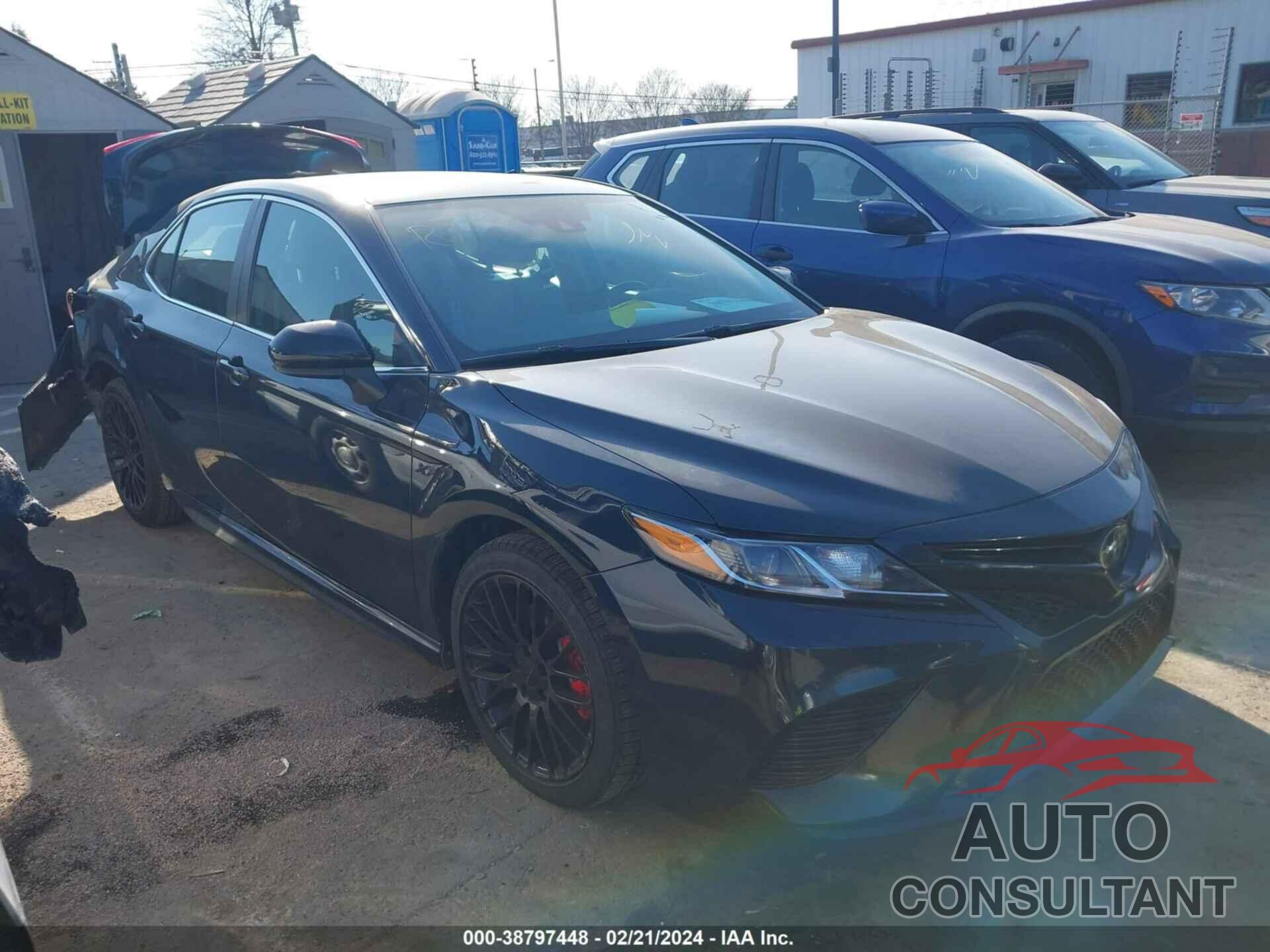 TOYOTA CAMRY 2019 - 4T1B11HK8KU751582