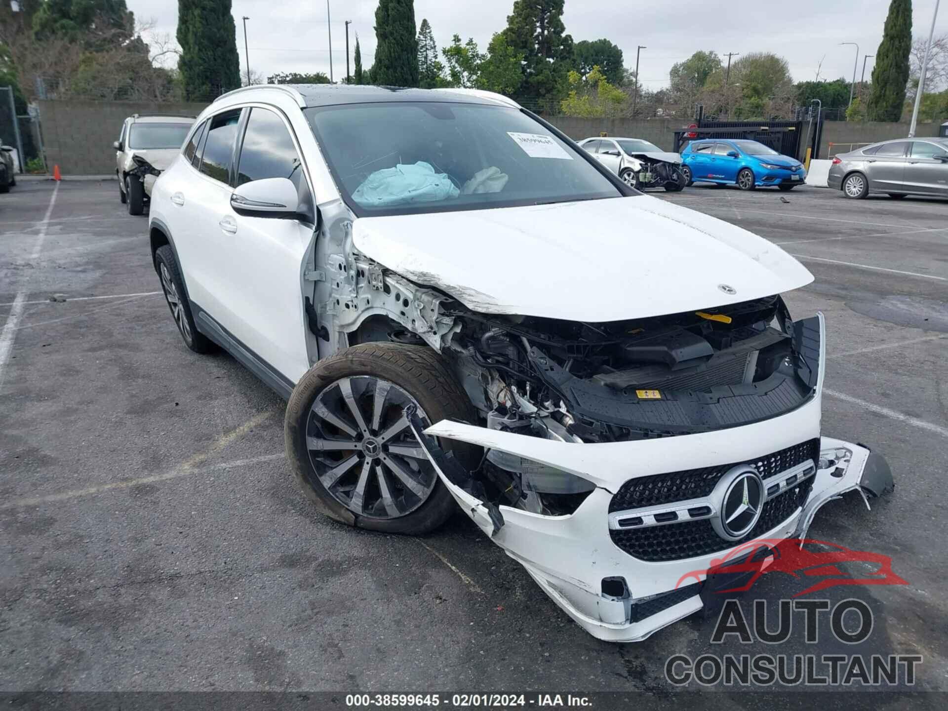 MERCEDES-BENZ GLA 250 2023 - W1N4N4GB5PJ466649