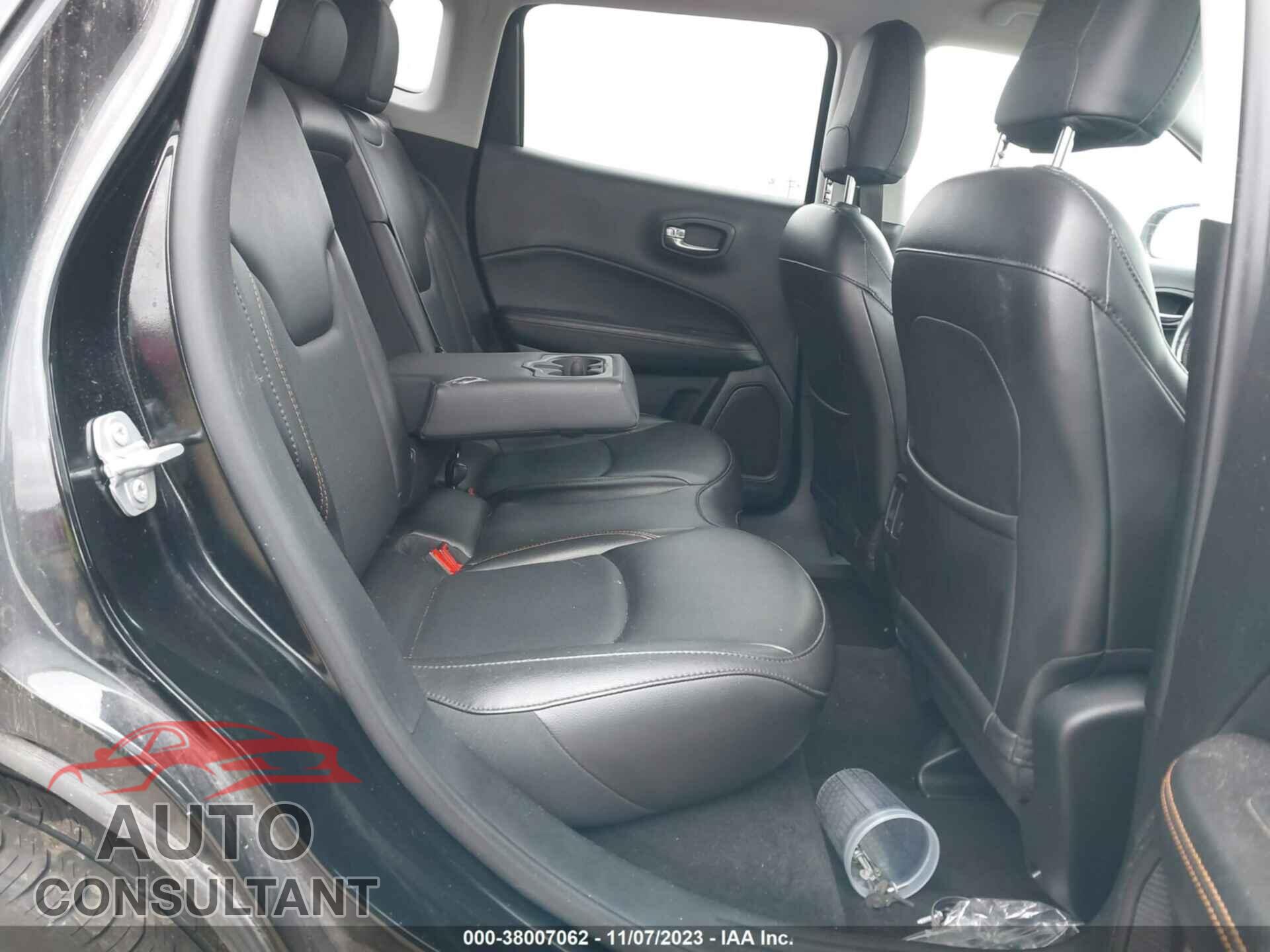 JEEP COMPASS 2019 - 3C4NJDCB2KT673840