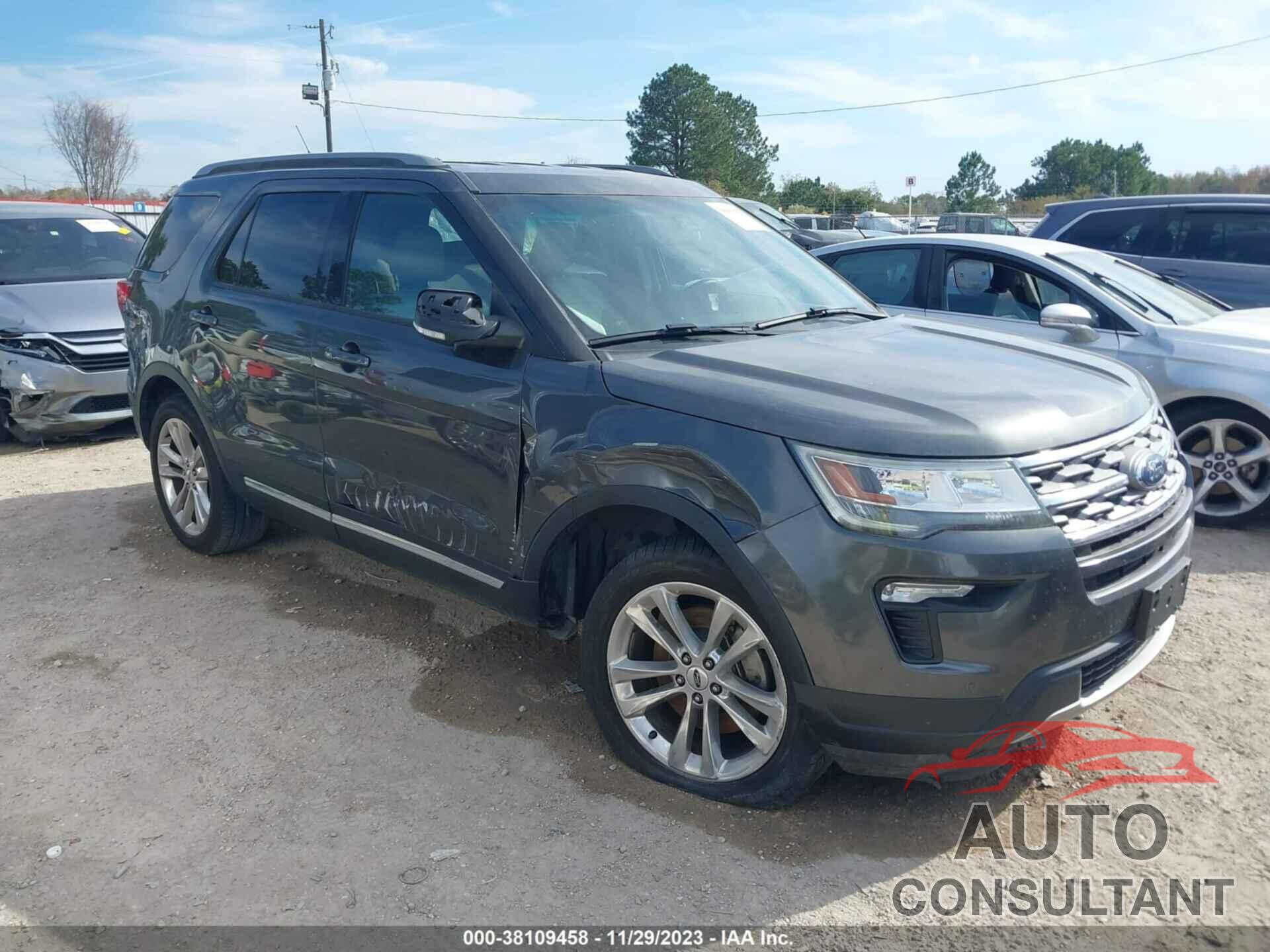 FORD EXPLORER 2018 - 1FM5K7D8XJGA91341