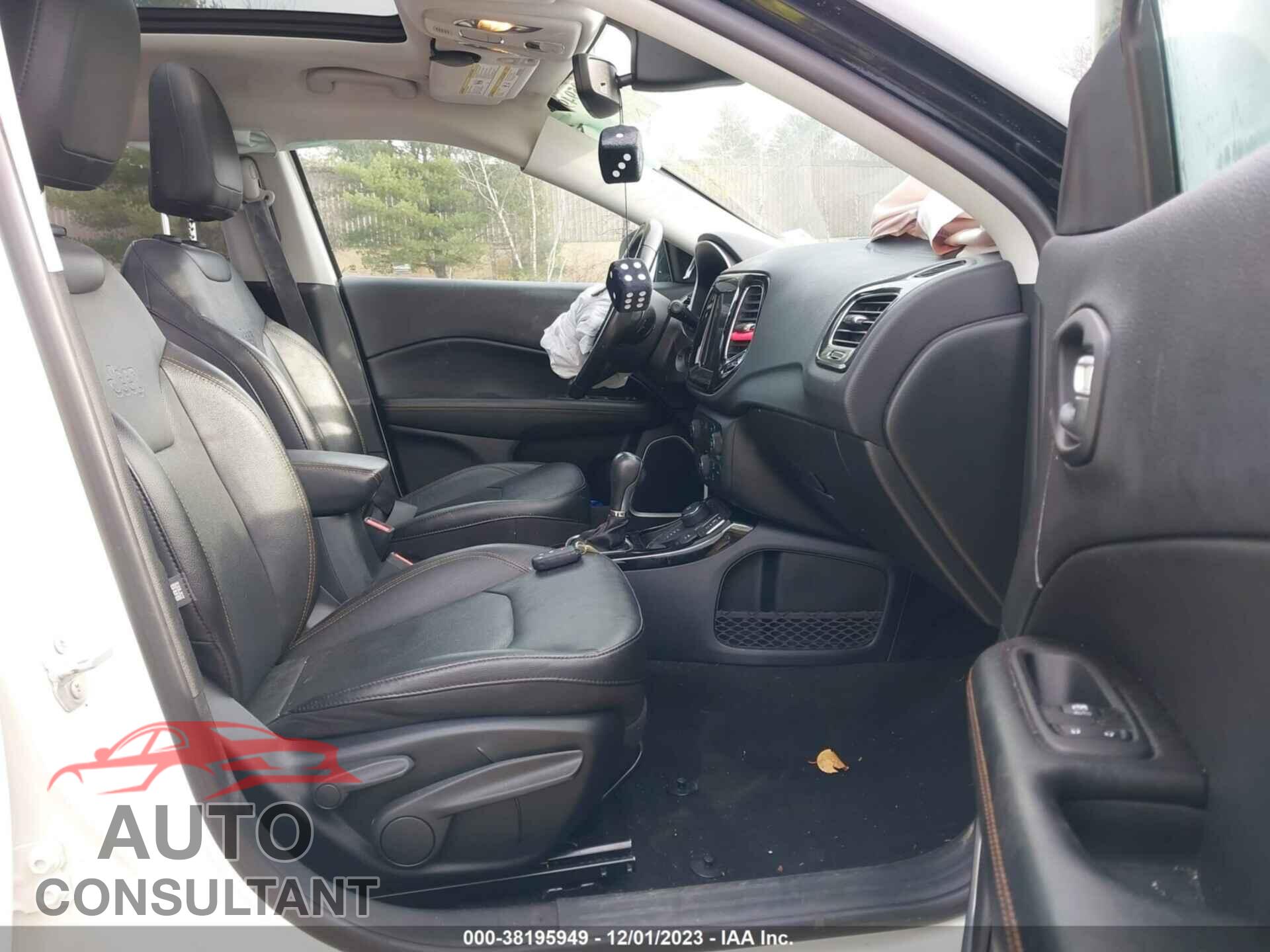 JEEP COMPASS 2020 - 3C4NJDCB9LT254871