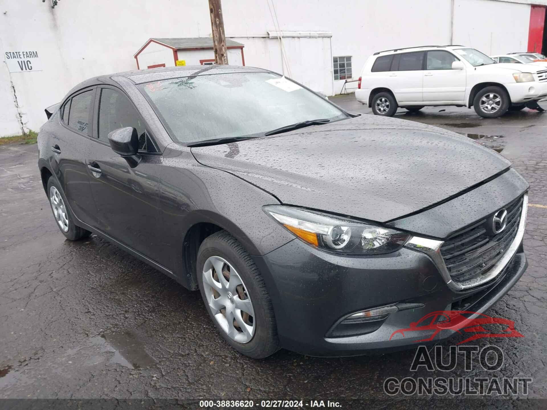 MAZDA MAZDA3 2018 - 3MZBN1U71JM251774