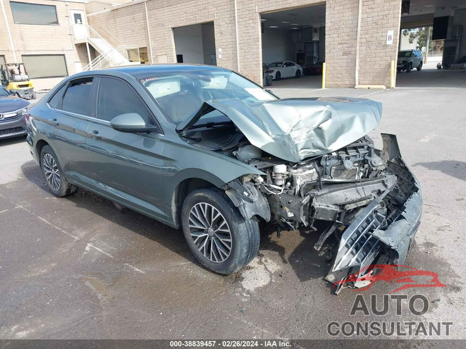 VOLKSWAGEN JETTA 2019 - 3VWE57BUXKM033391