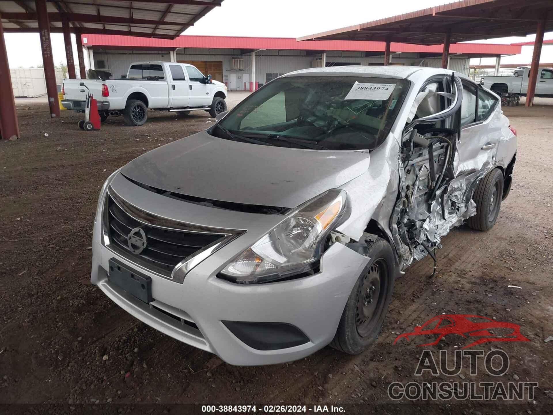 NISSAN VERSA 2017 - 3N1CN7APXHK438826