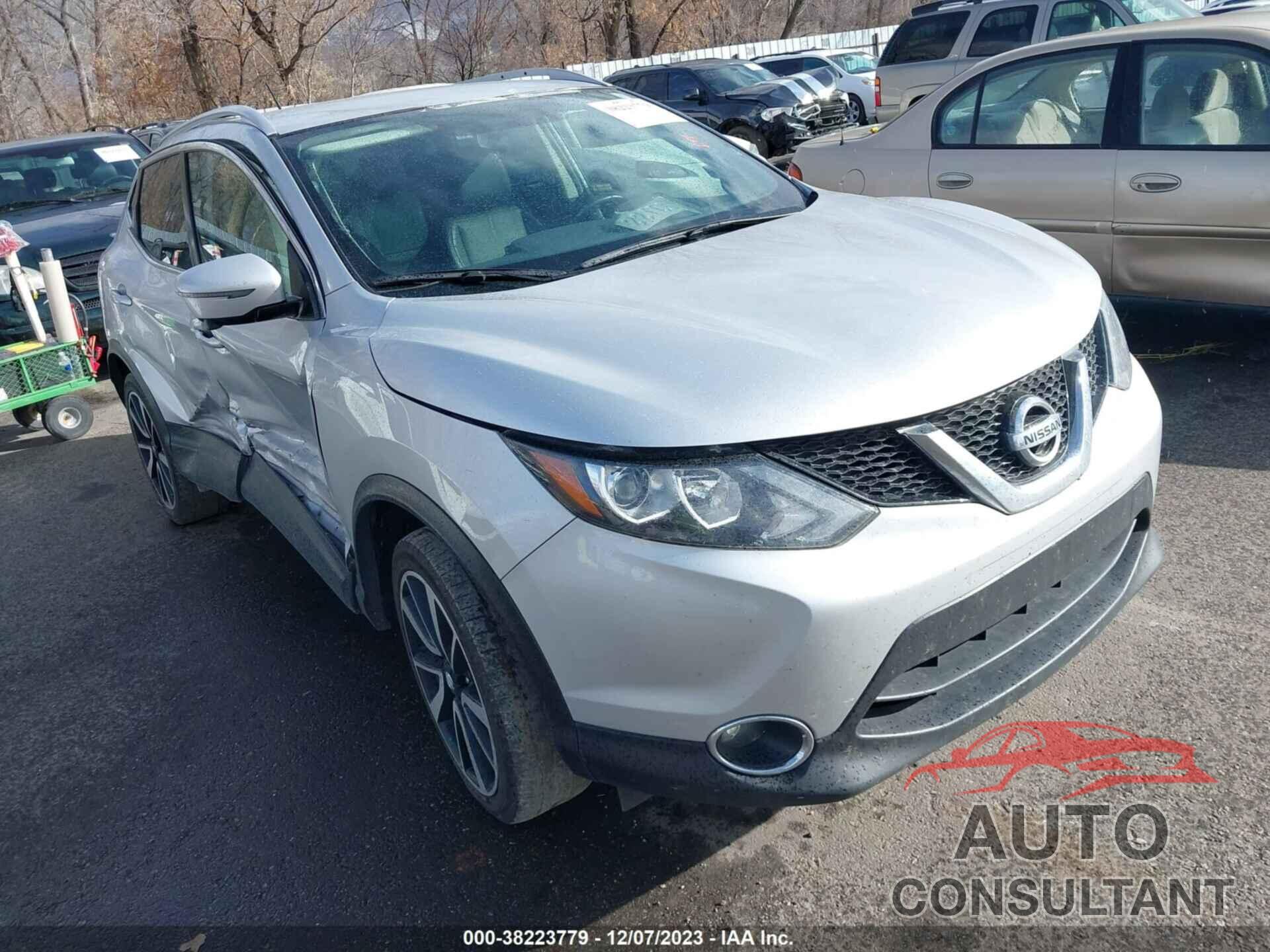 NISSAN ROGUE SPORT 2017 - JN1BJ1CR2HW107052