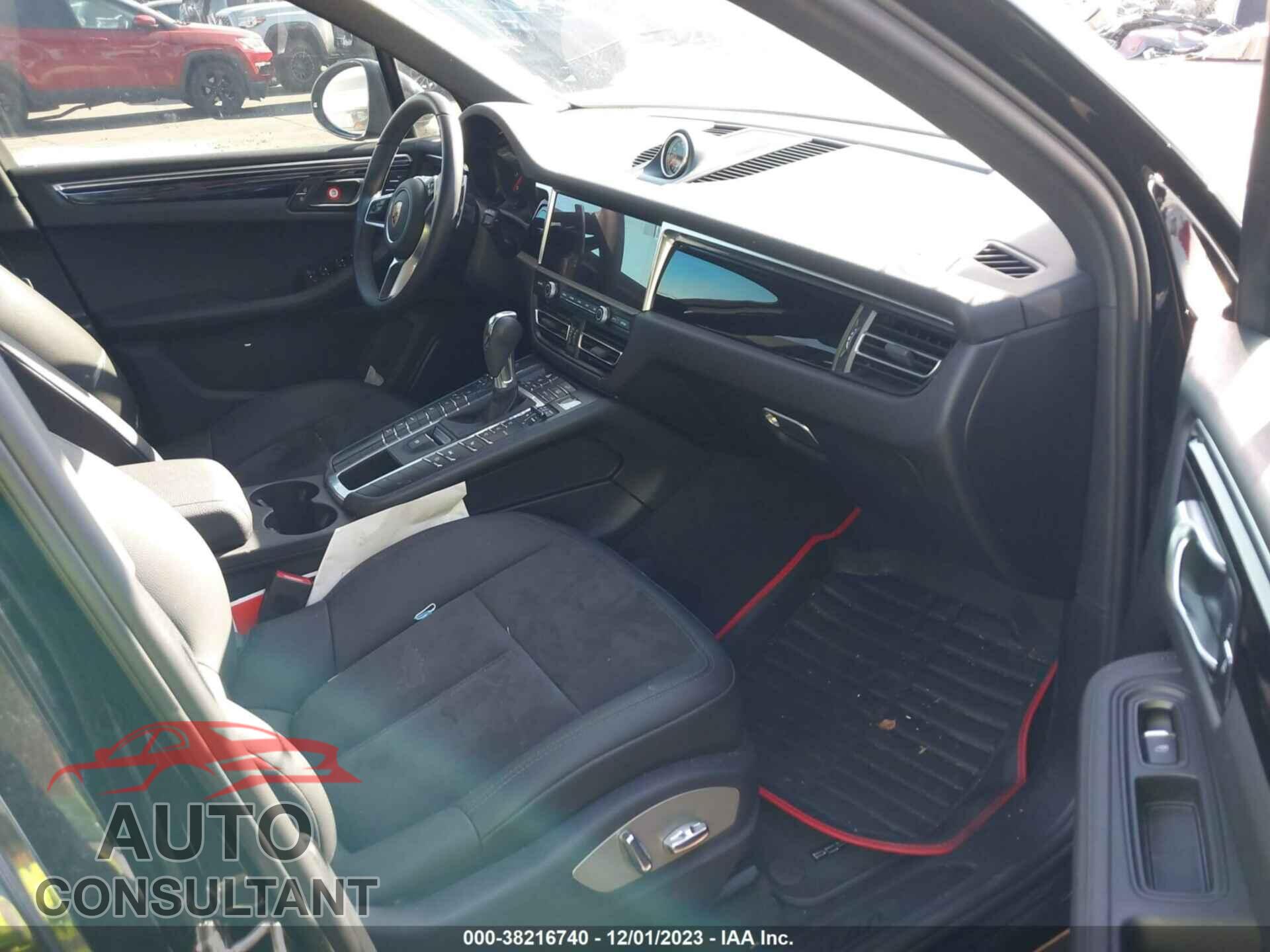 PORSCHE MACAN 2021 - WP1AA2A56MLB02476