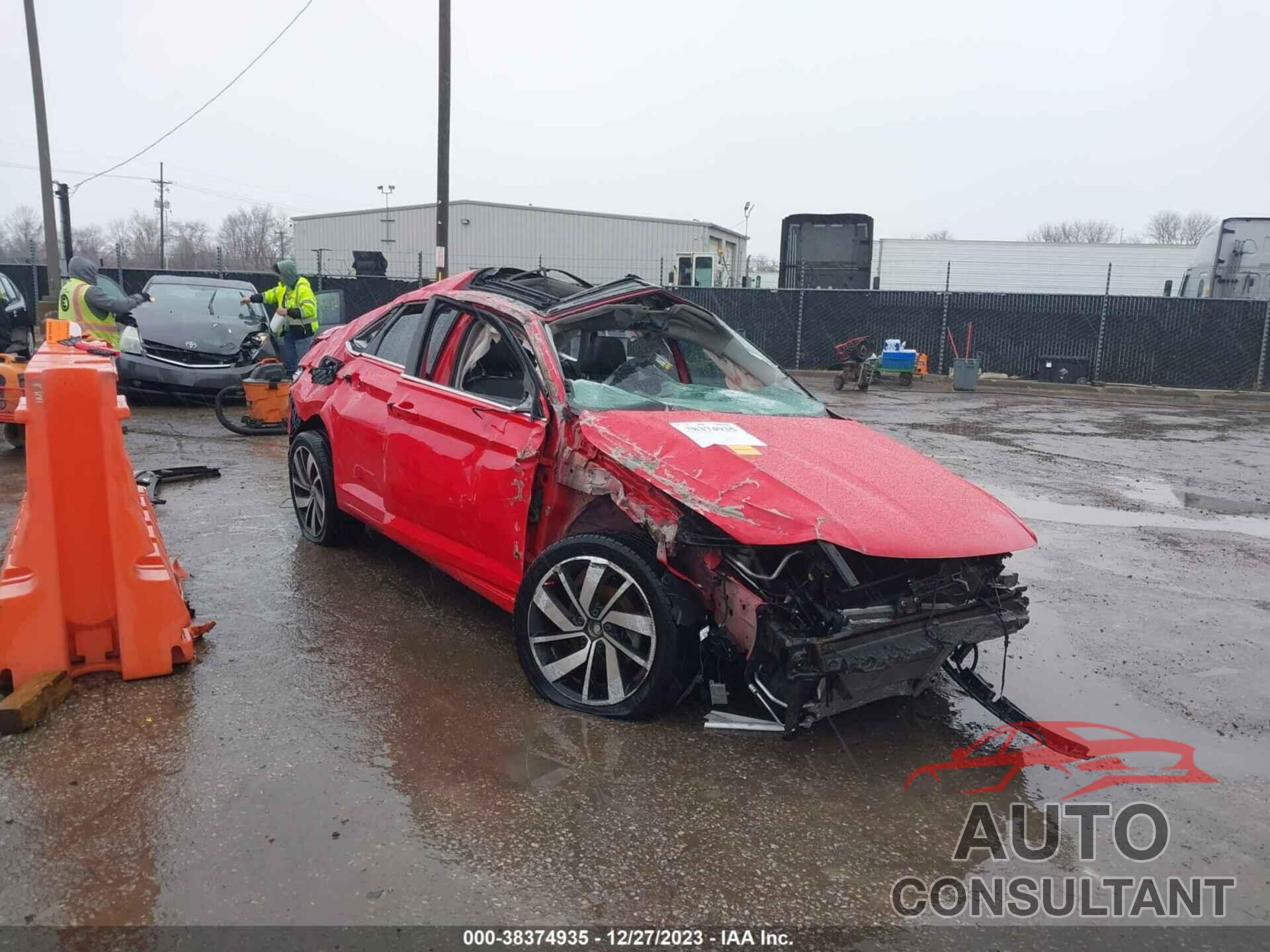 VOLKSWAGEN JETTA 2019 - 3VWE57BU1KU068210