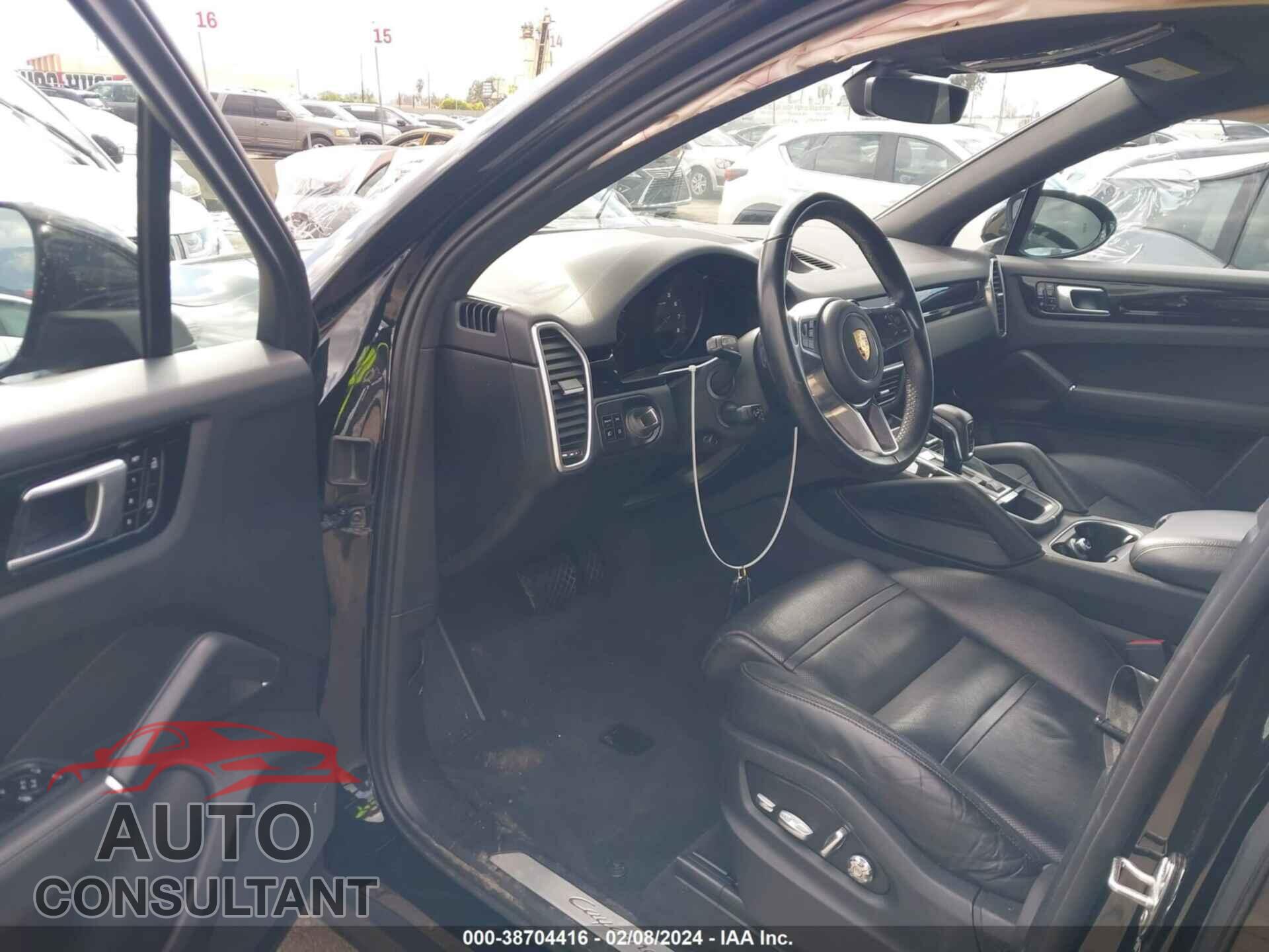 PORSCHE CAYENNE 2019 - WP1AA2AY3KDA17645