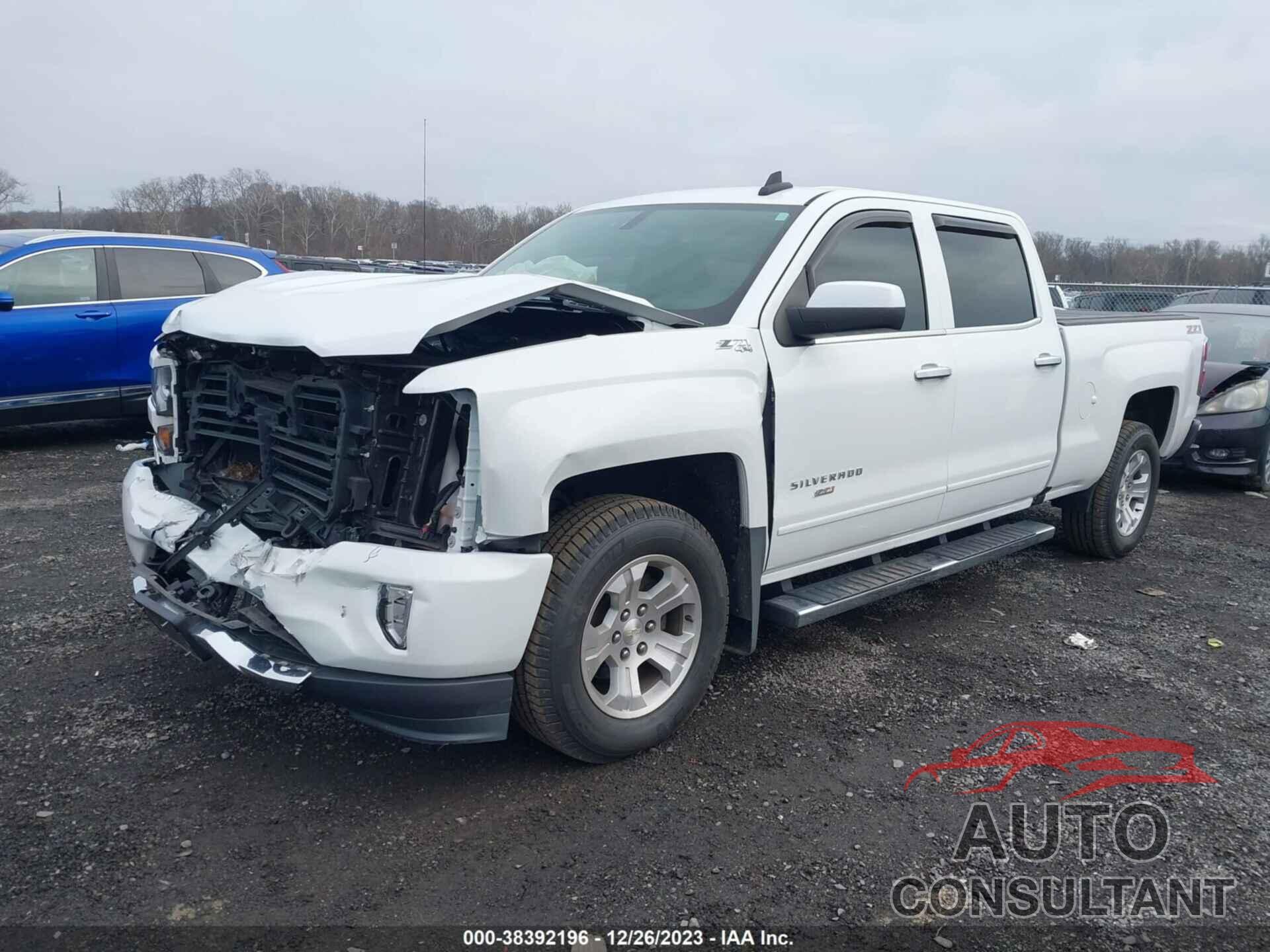 CHEVROLET SILVERADO 1500 2017 - 1GCUKREC2HF158075