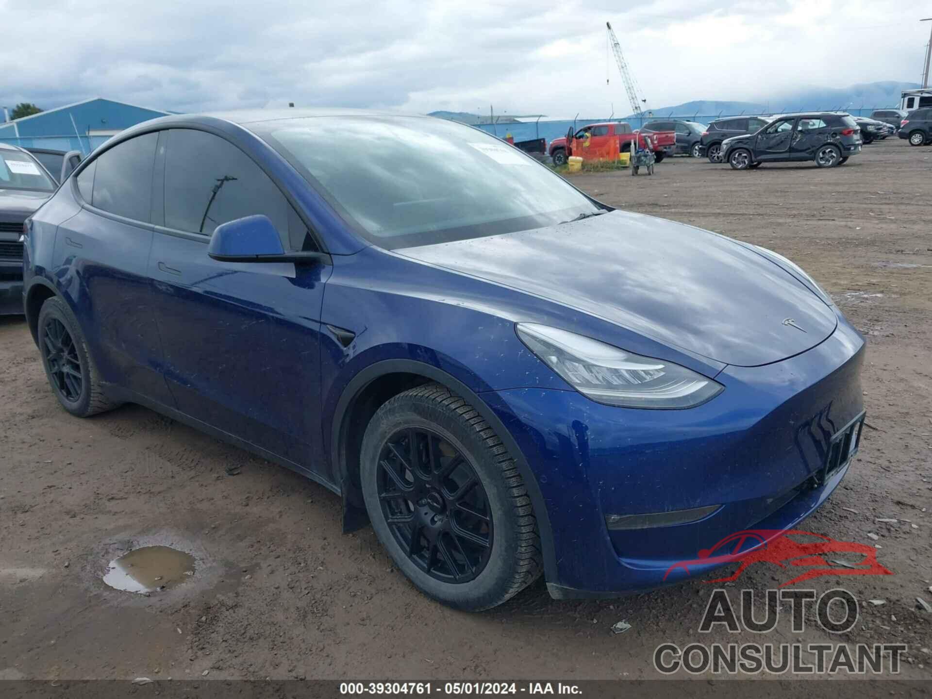 TESLA MODEL Y 2021 - 5YJYGDEE4MF172842