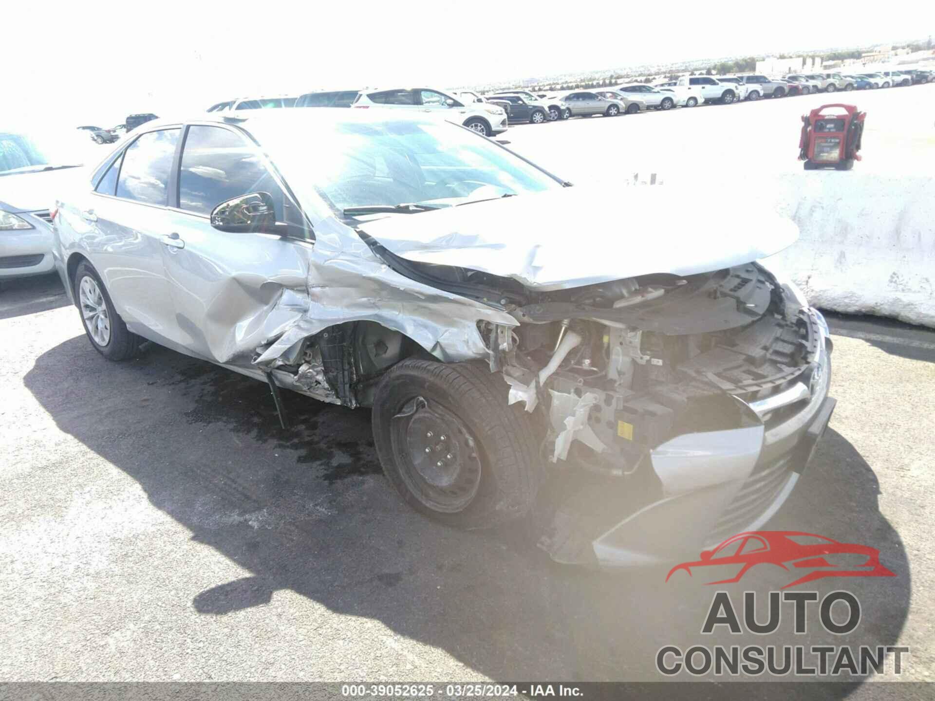 TOYOTA CAMRY 2016 - 4T4BF1FK3GR531509