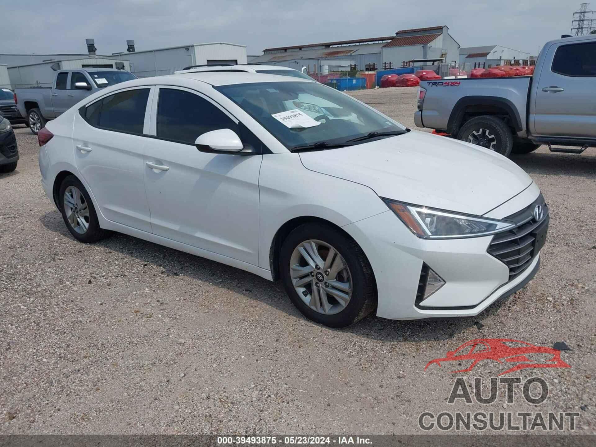 HYUNDAI ELANTRA 2020 - 5NPD84LF2LH562524