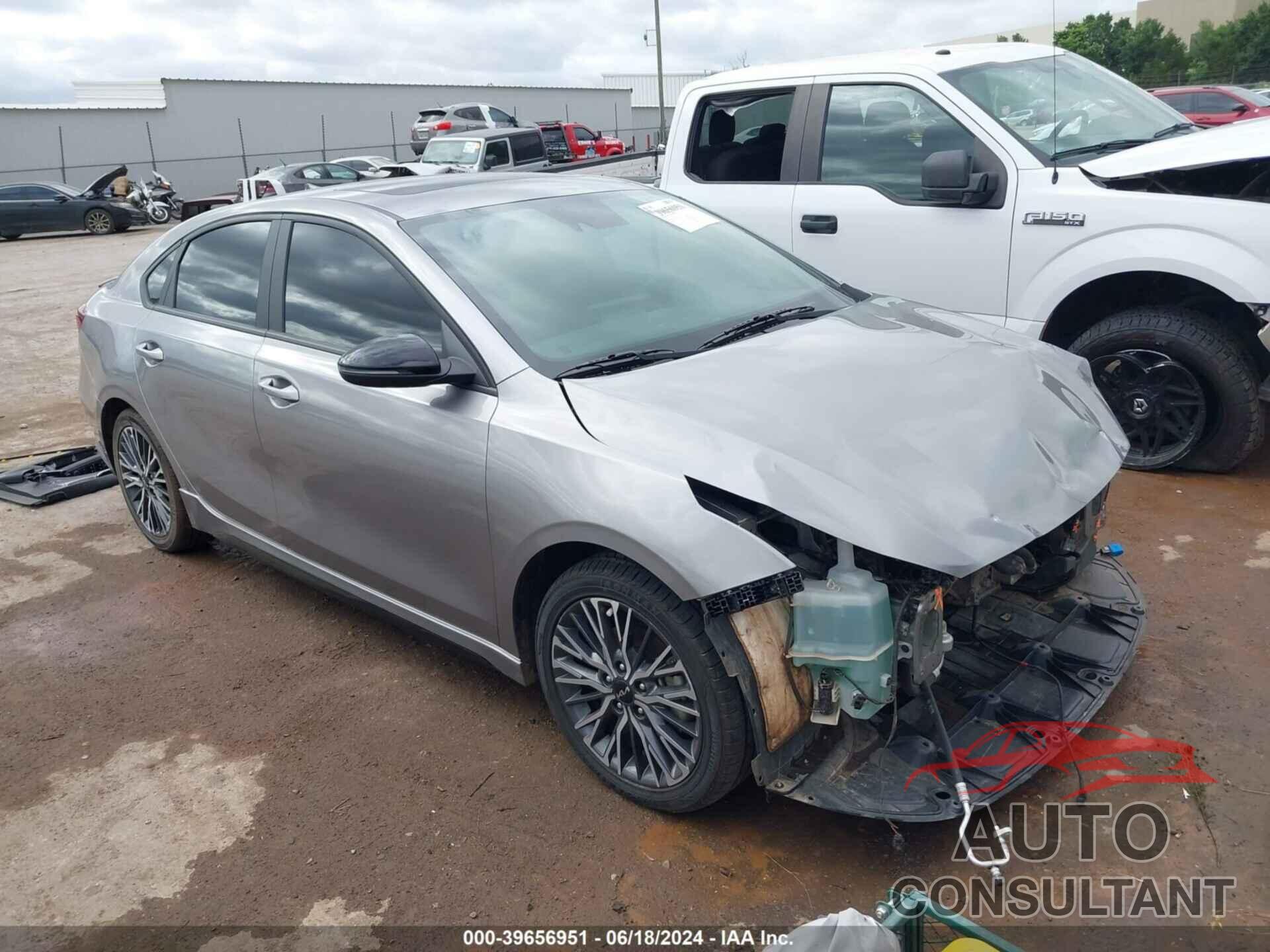 KIA FORTE 2023 - 3KPF54AD5PE590539