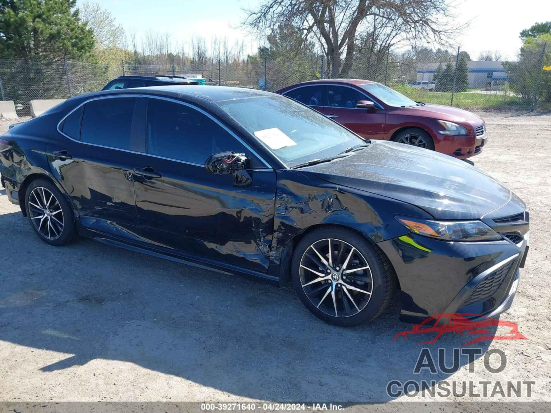 TOYOTA CAMRY 2021 - 4T1G11BK8MU027442
