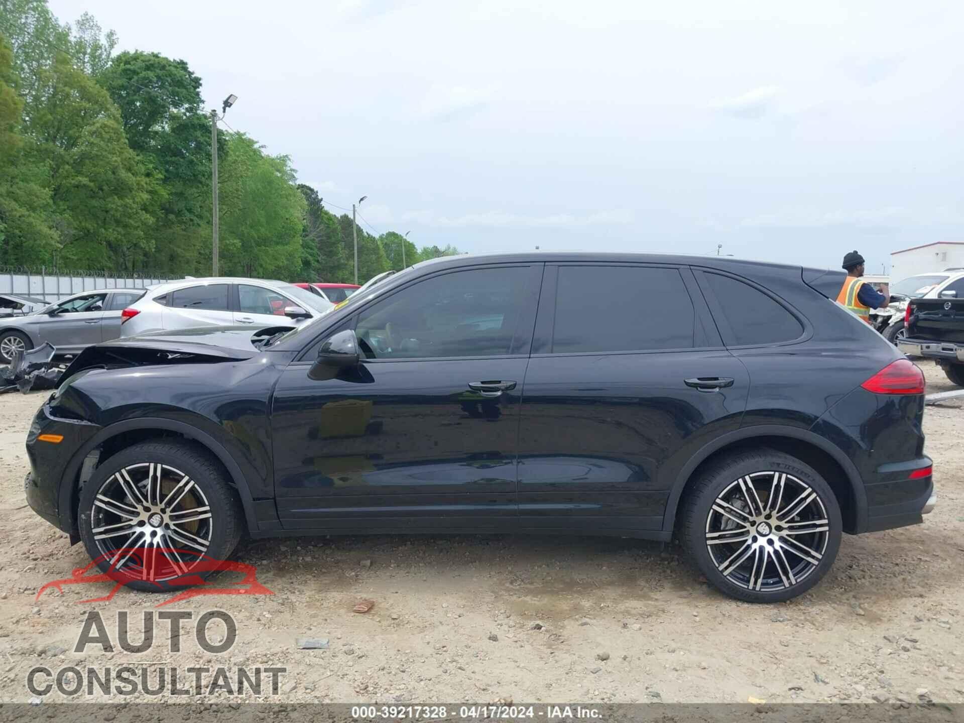 PORSCHE CAYENNE 2016 - WP1AB2A20GLA93524