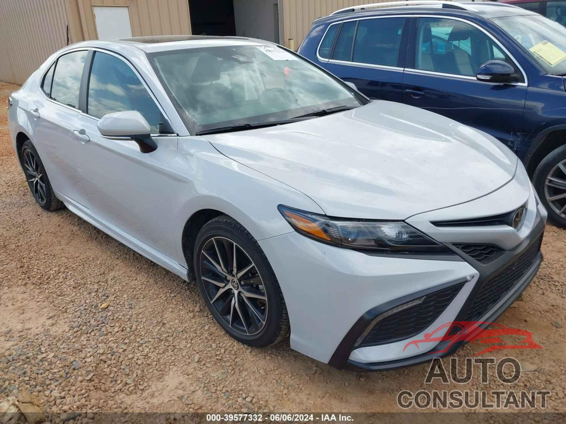 TOYOTA CAMRY 2023 - 4T1T11AK4PU125825
