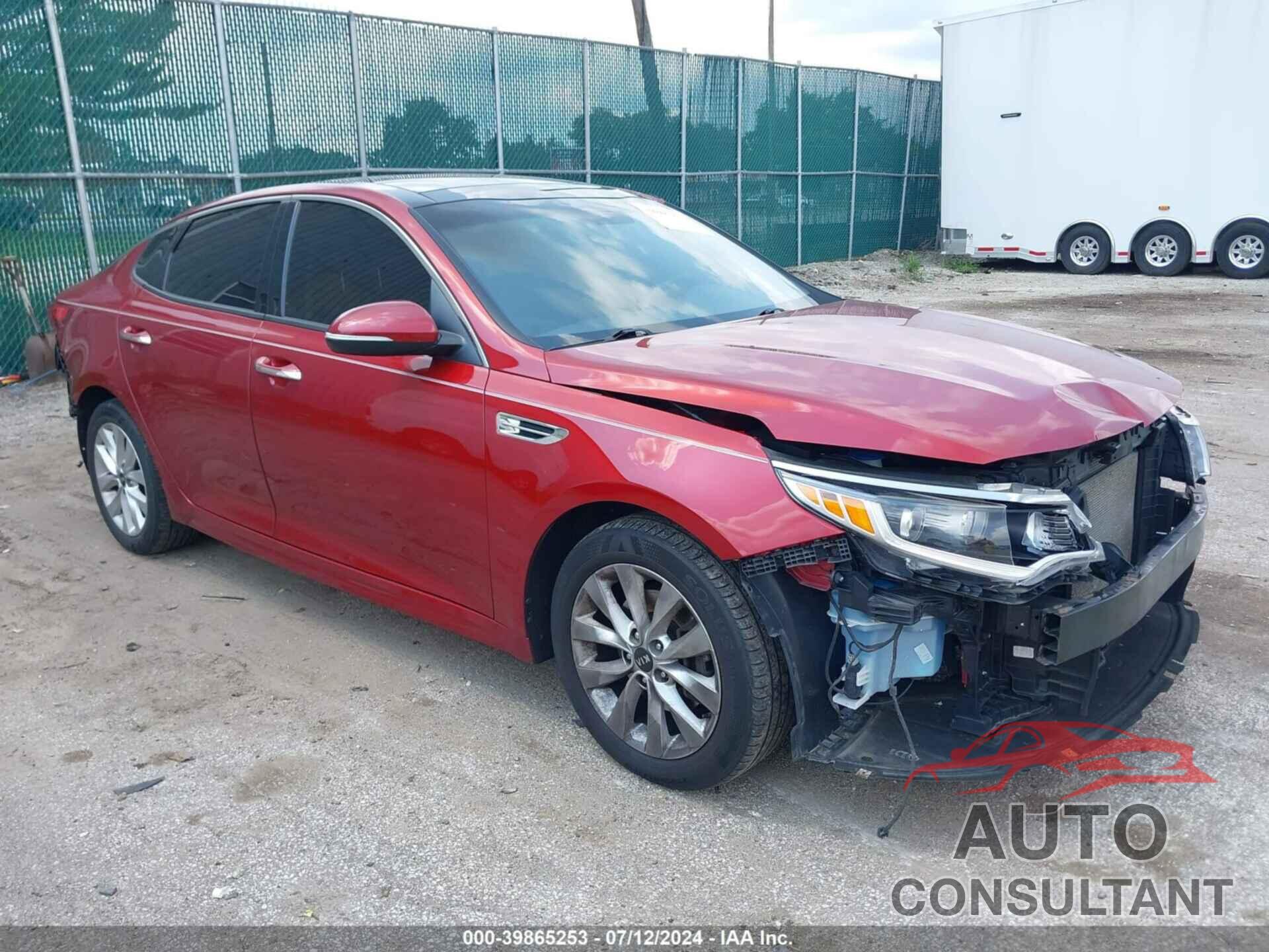 KIA OPTIMA 2018 - 5XXGT4L39JG240389