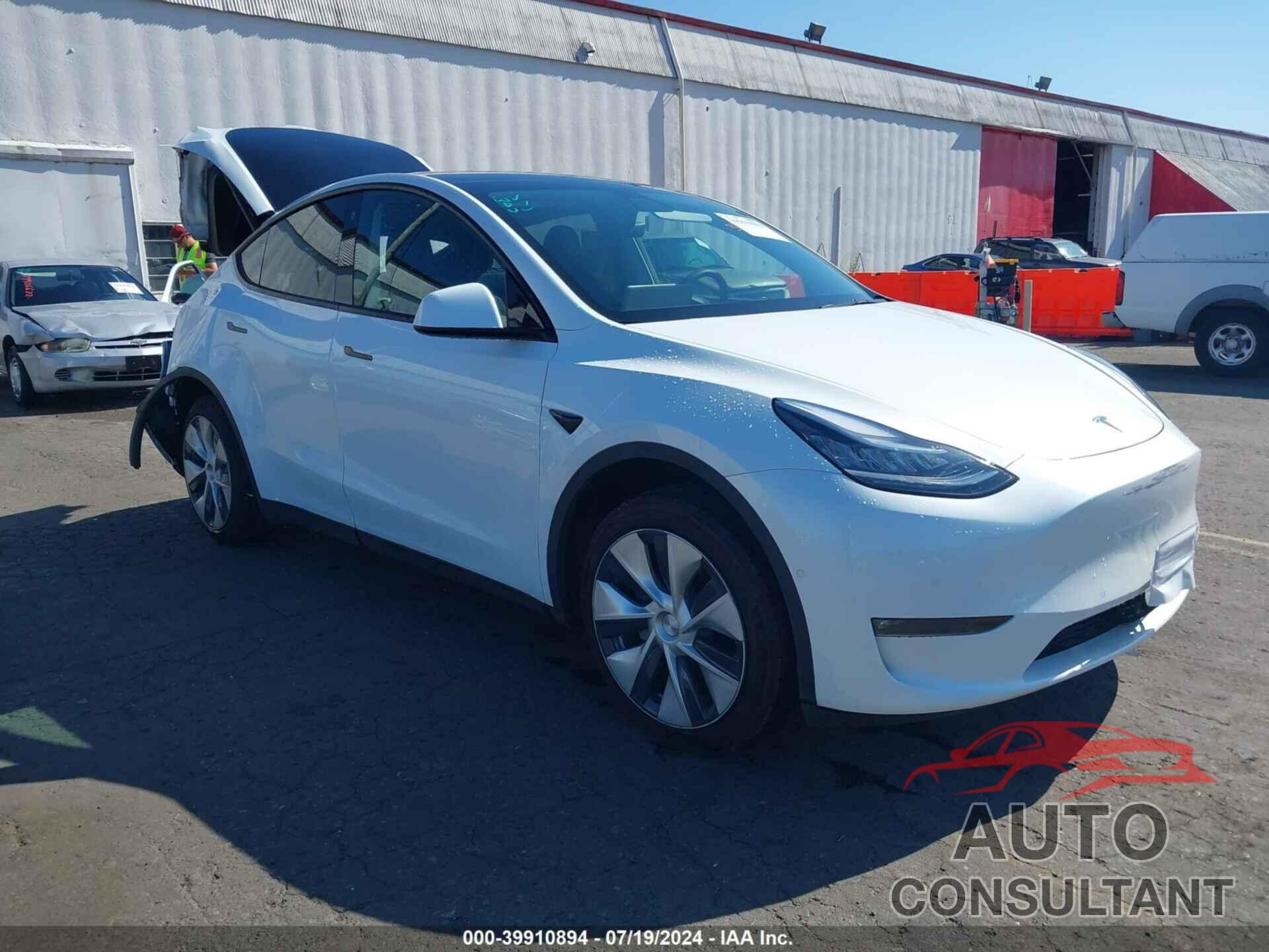 TESLA MODEL Y 2022 - 7SAYGAEE4NF329658