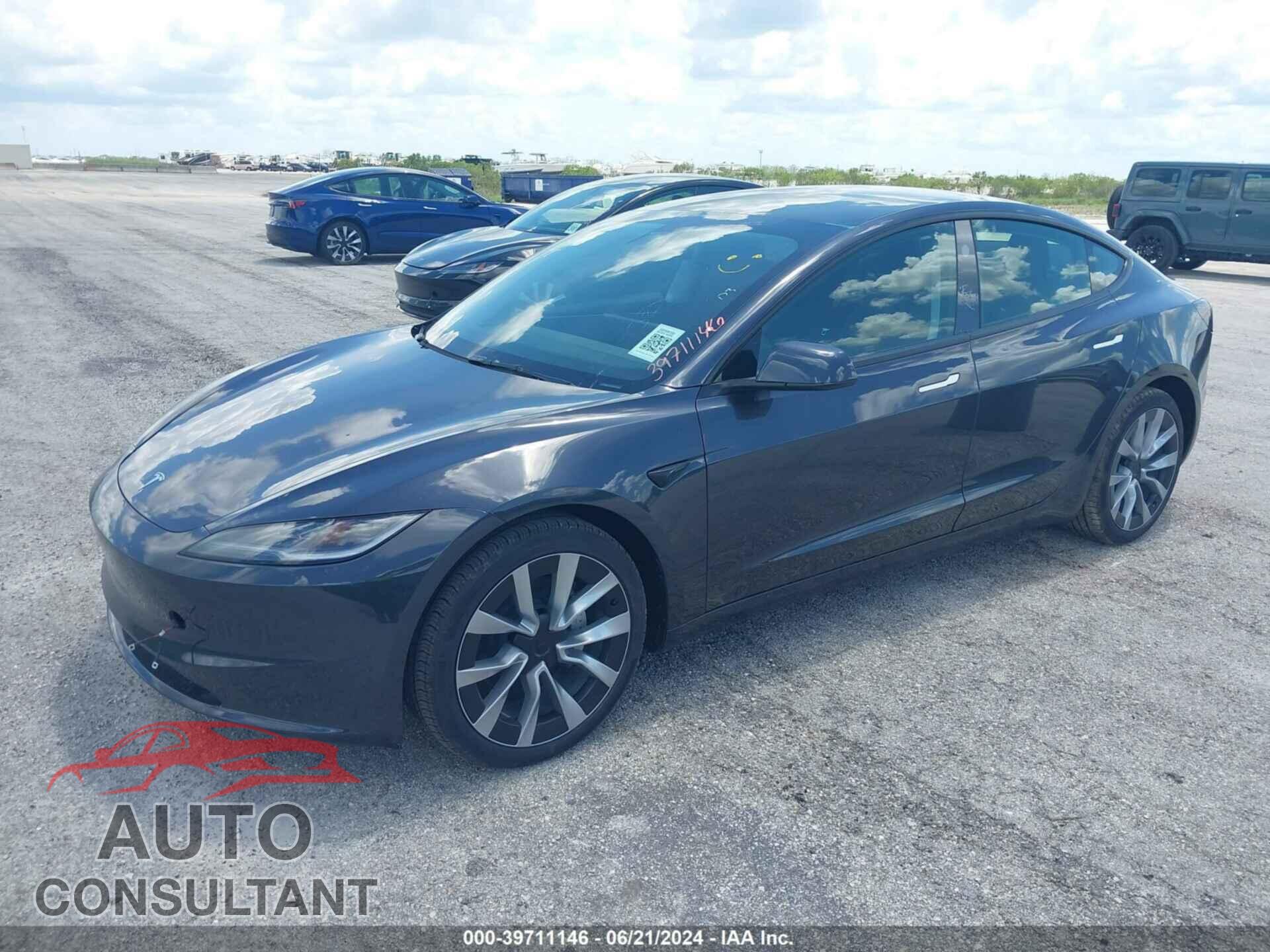 TESLA MODEL 3 2024 - 5YJ3E1EA4RF752501
