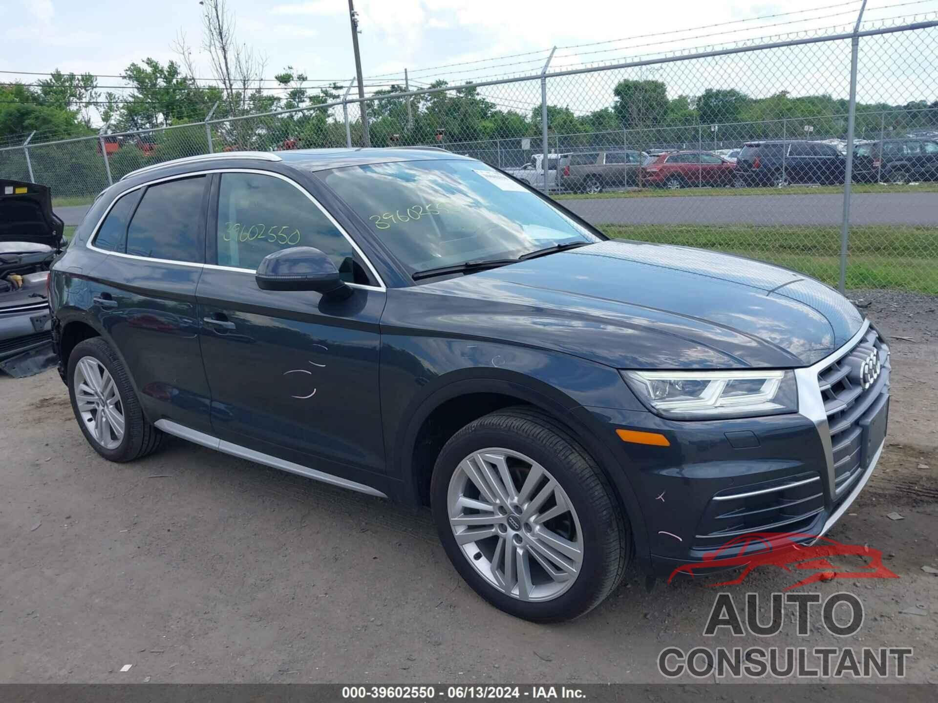 AUDI Q5 2018 - WA1BNAFY6J2038992