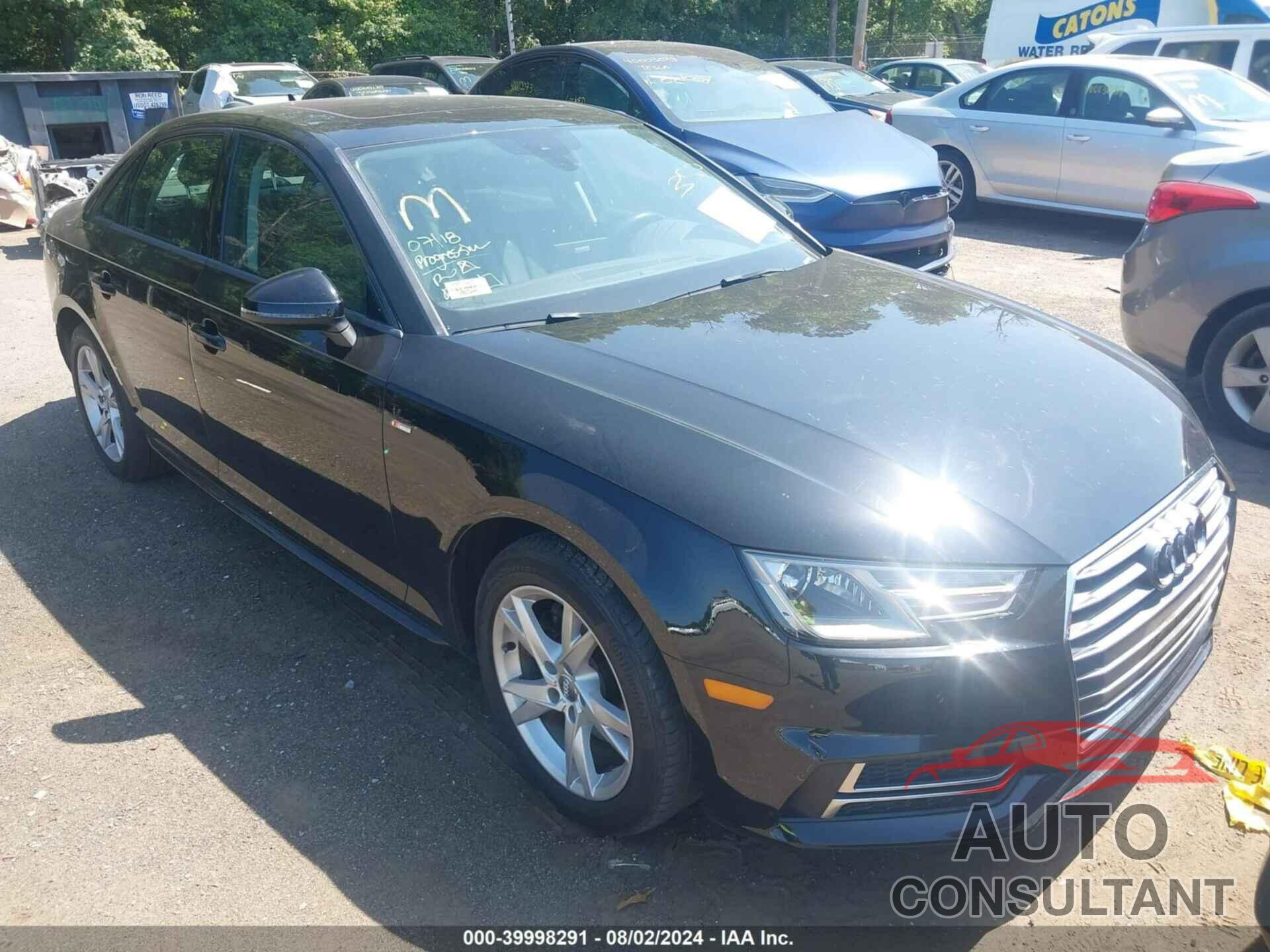 AUDI A4 2018 - WAUKMAF49JA038171