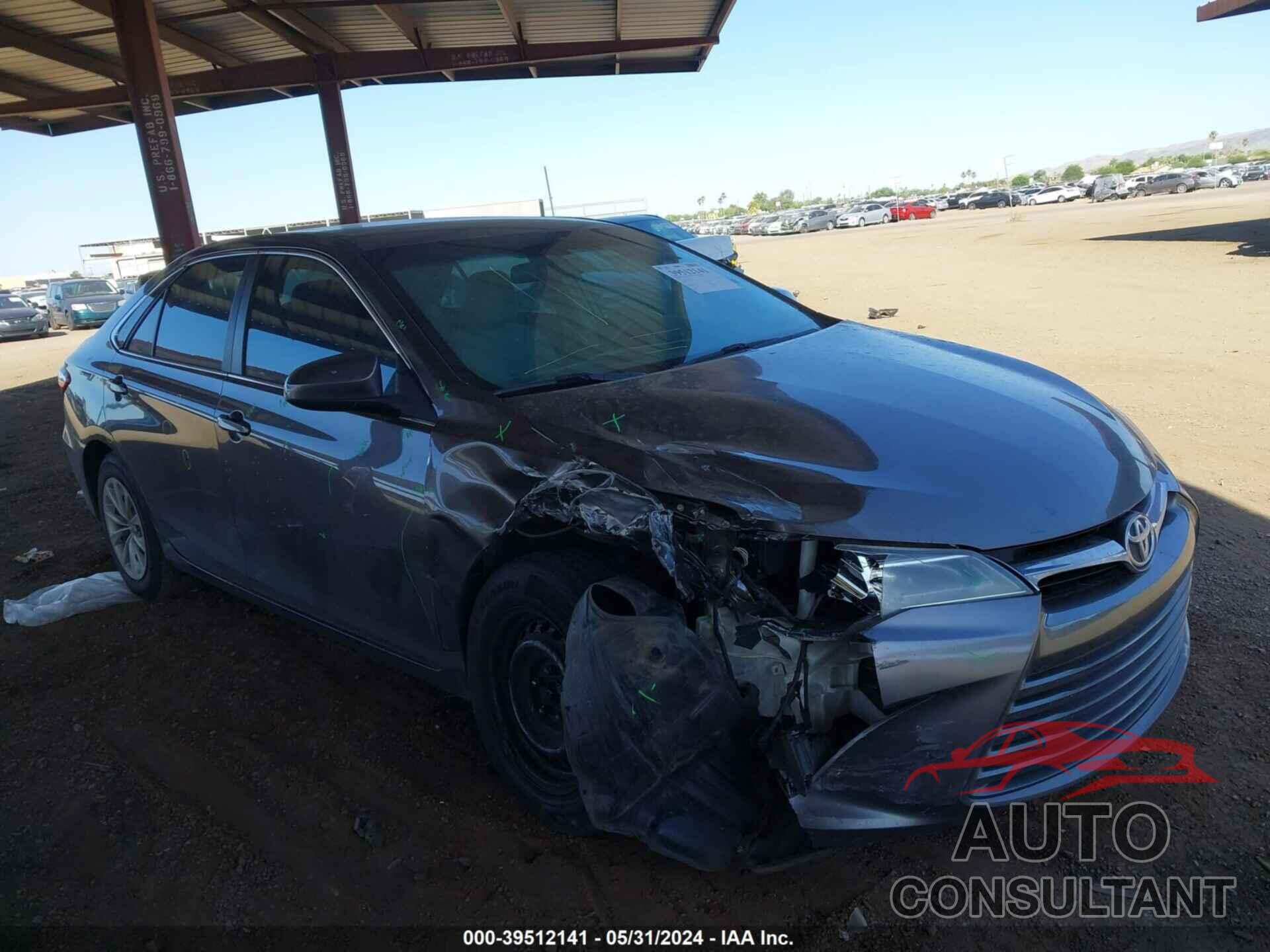 TOYOTA CAMRY 2016 - 4T4BF1FK6GR583815