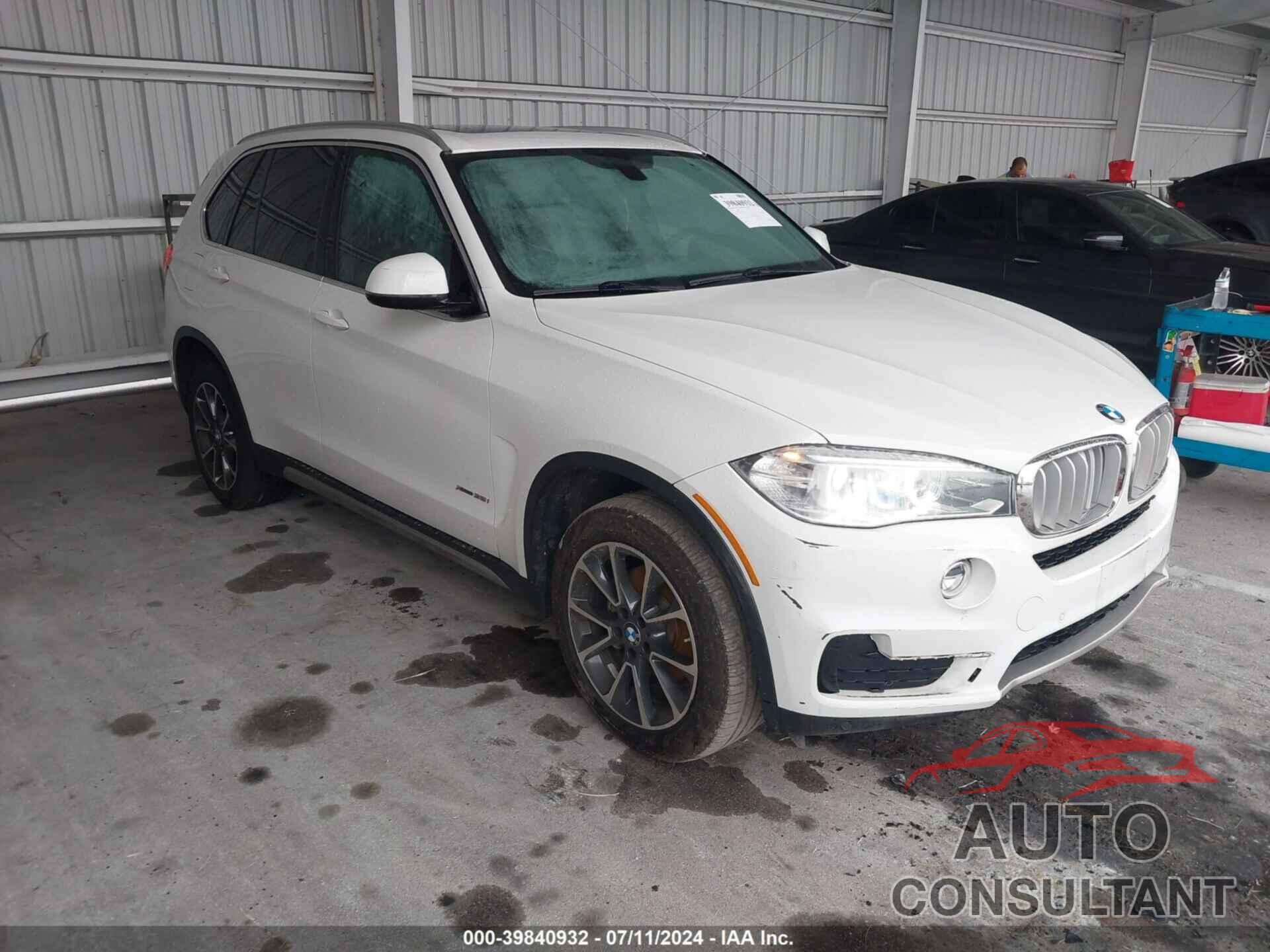 BMW X5 2018 - 5UXKR0C55JL077340